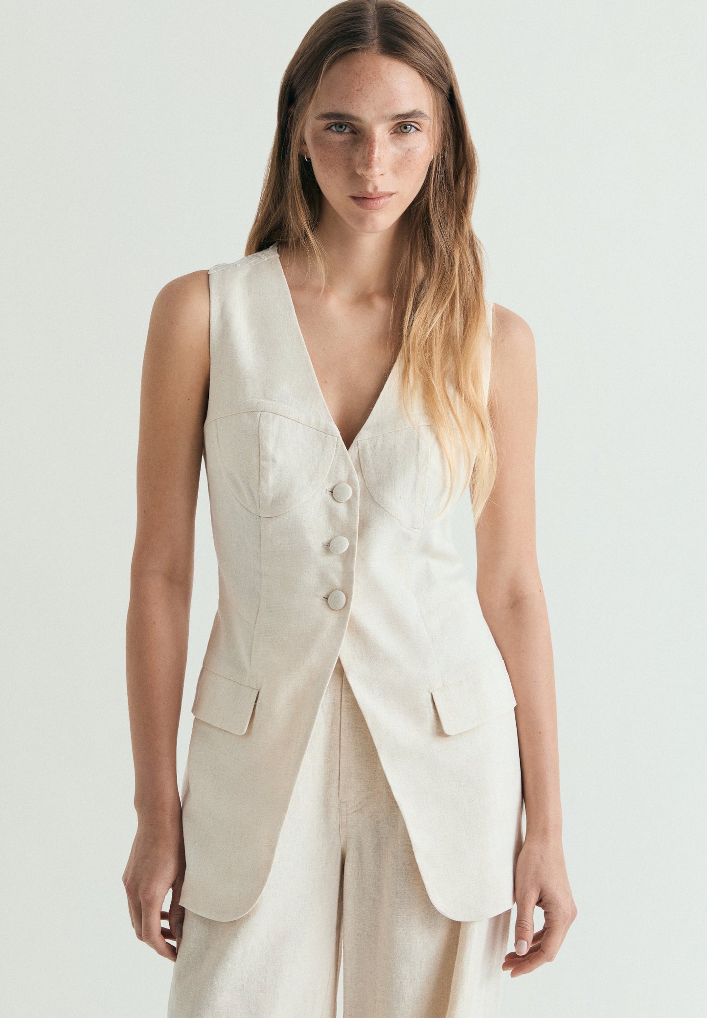 TEXTURED LINEN WAISTCOAT