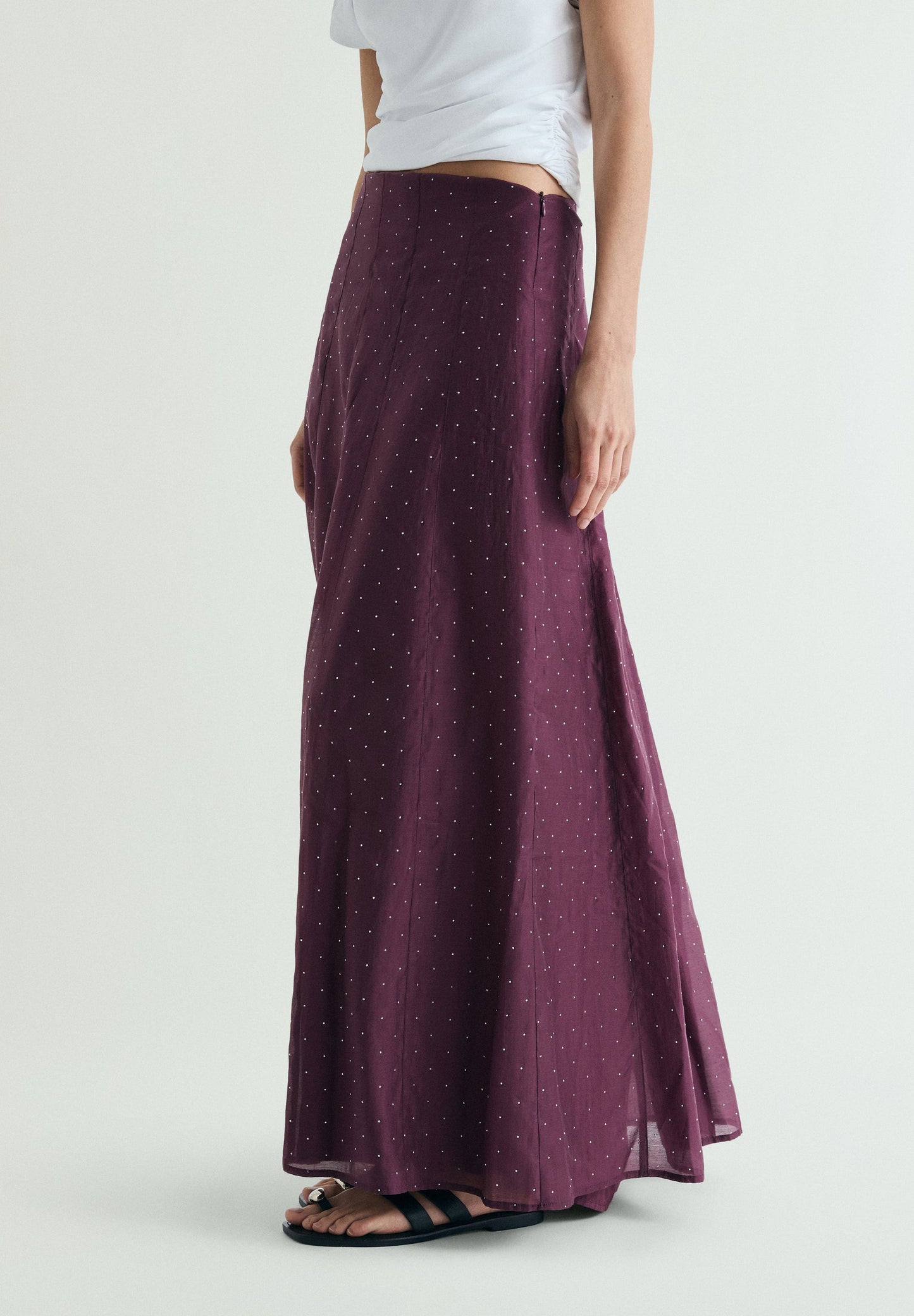 SATIN SKIRT WITH RHINESTONES