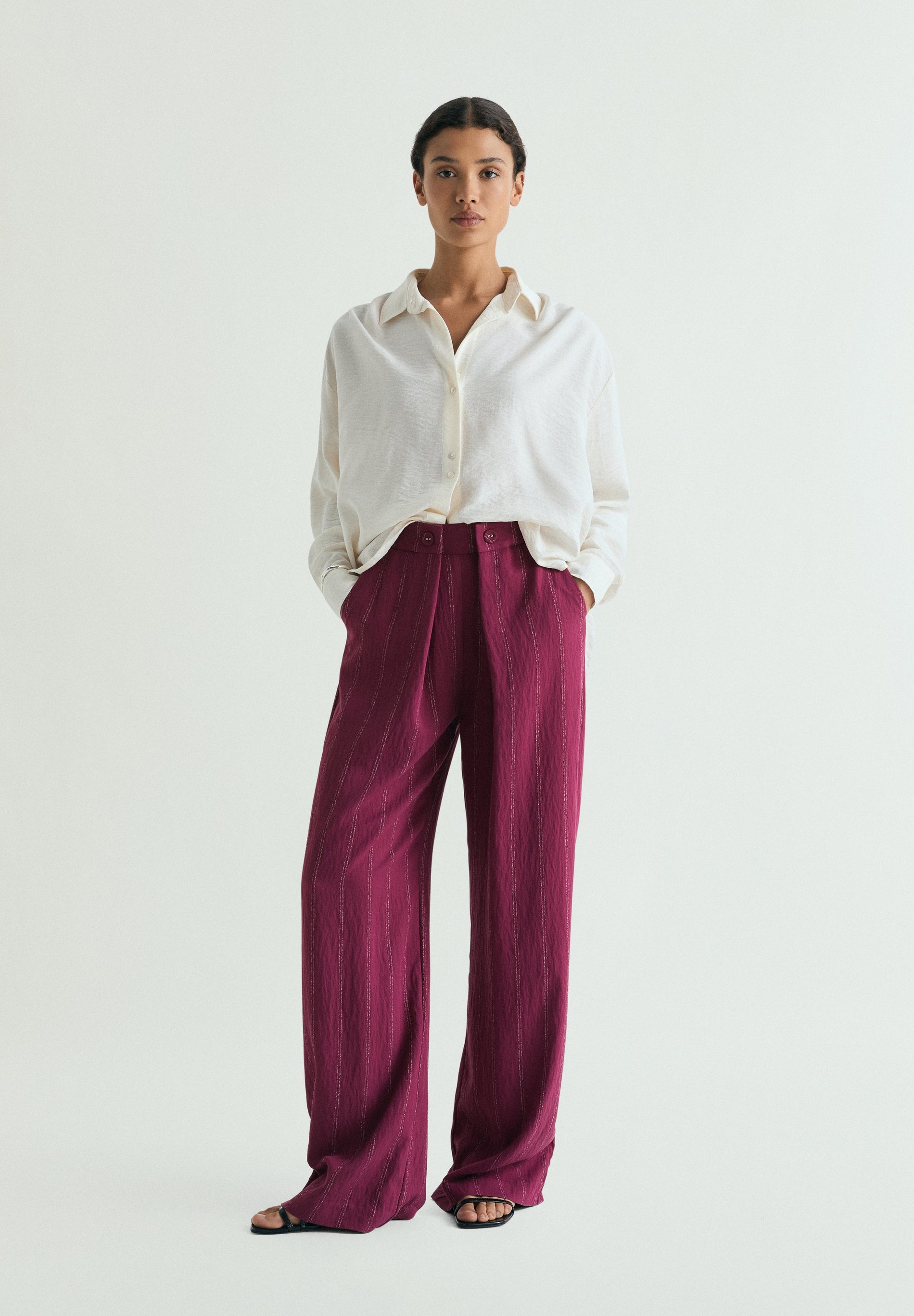 STRIPED TROUSERS WITH DARTS