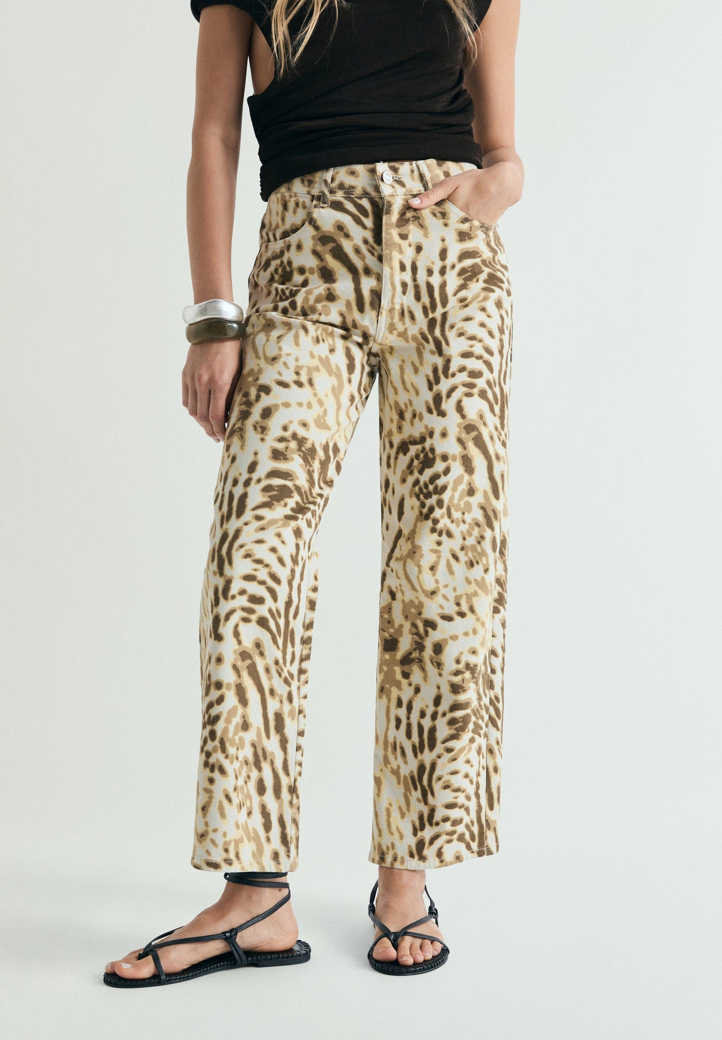 ANIMAL PRINT JEANS