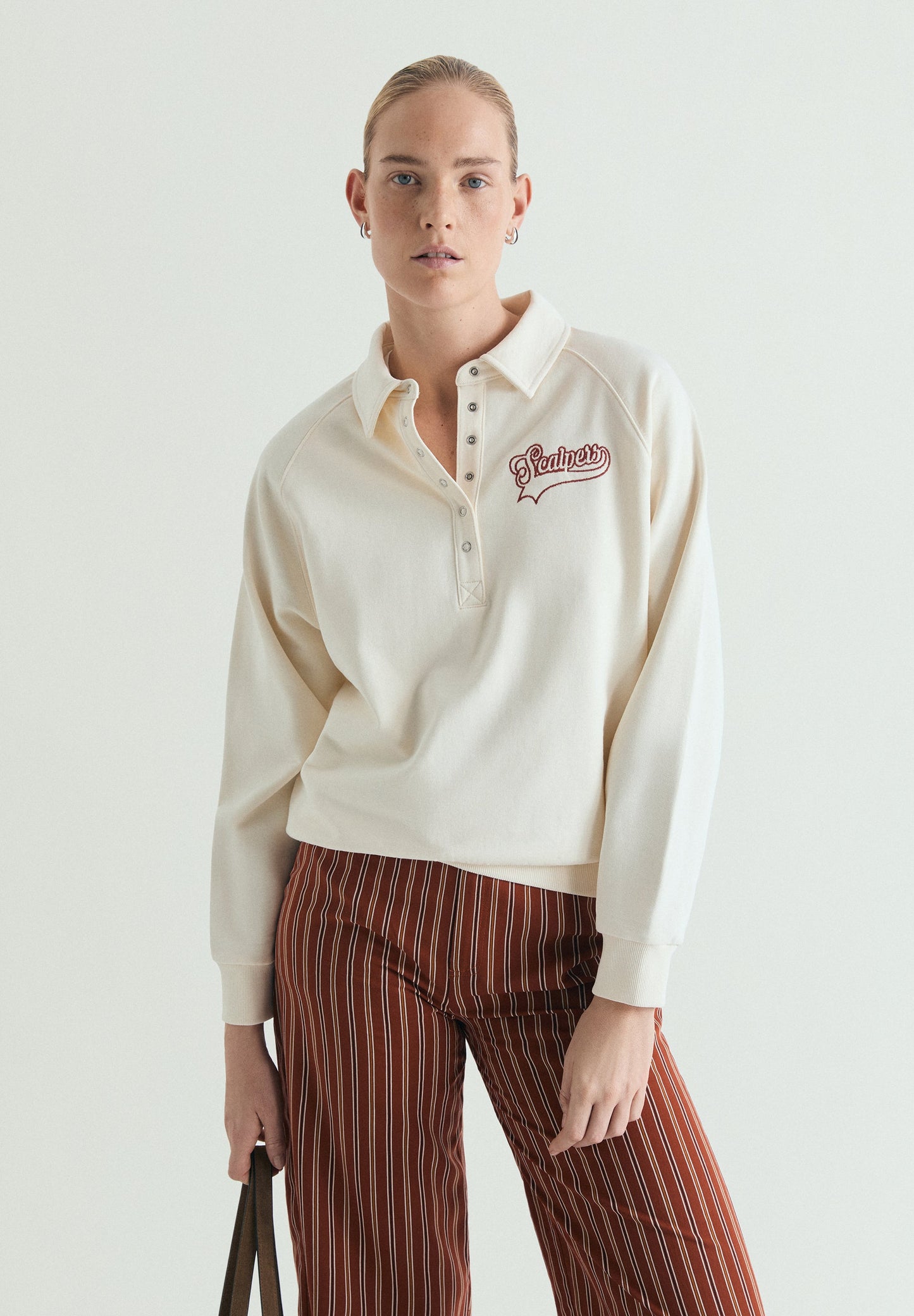POLO SHIRT-STYLE SWEATSHIRT.