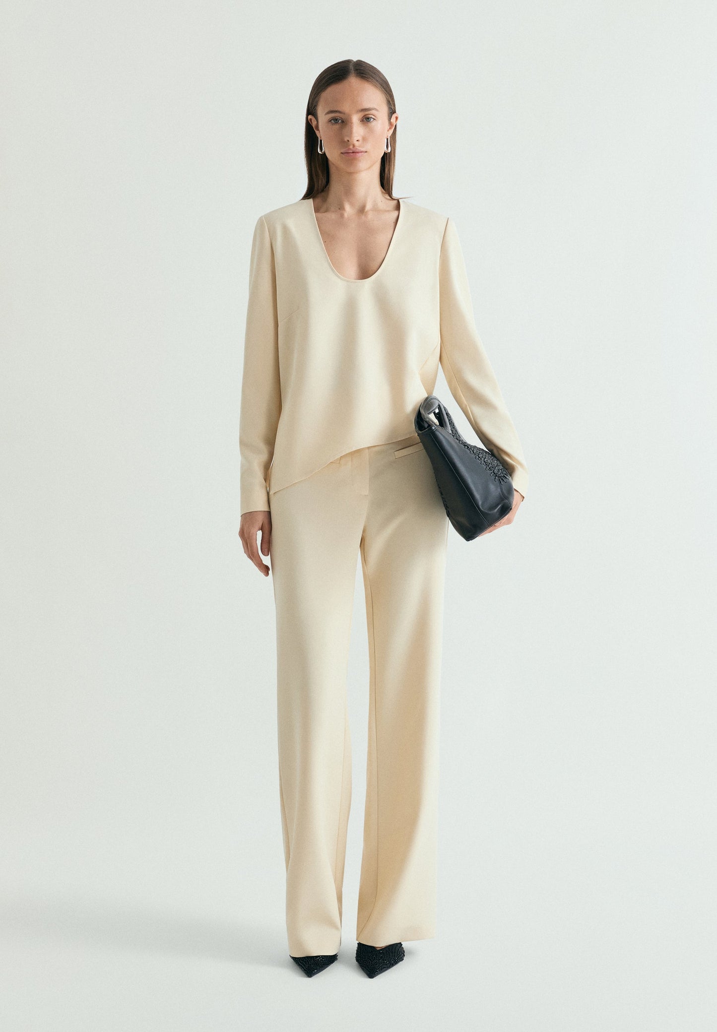 FLOWING ASYMMETRIC TOP
