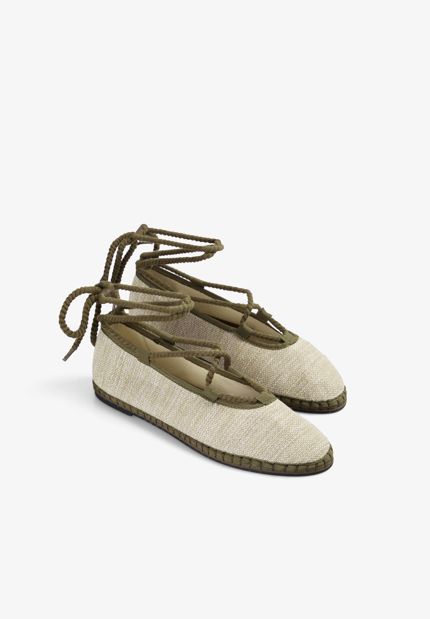 BALLERINA FLATS WITH ADJUSTABLE LACES