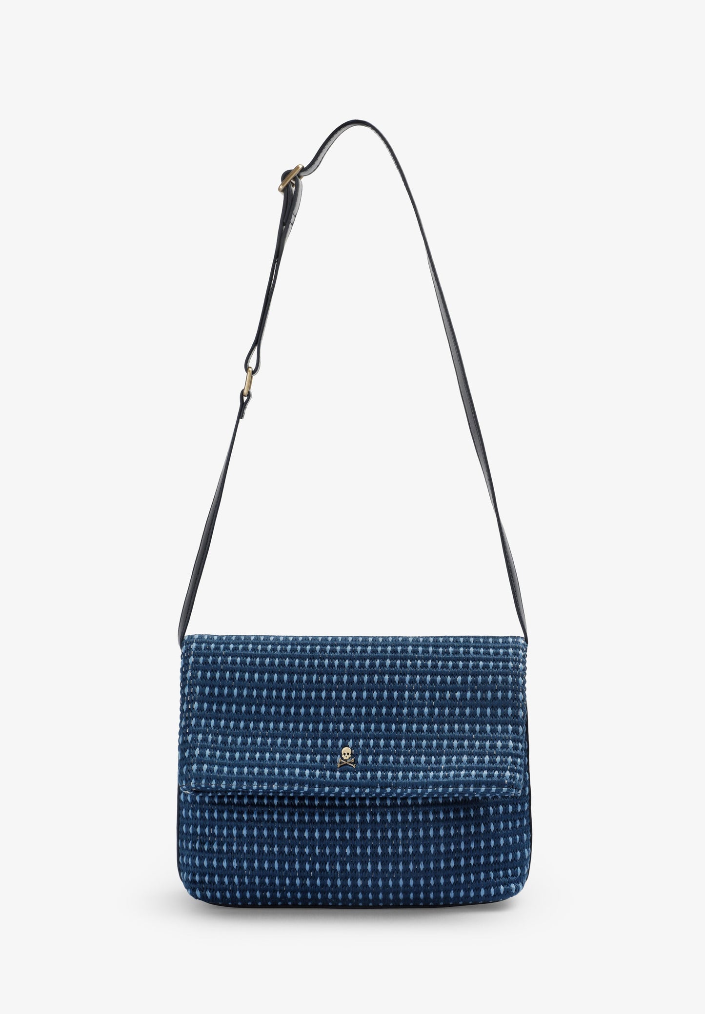 BRAIDED CLUTCH BAG