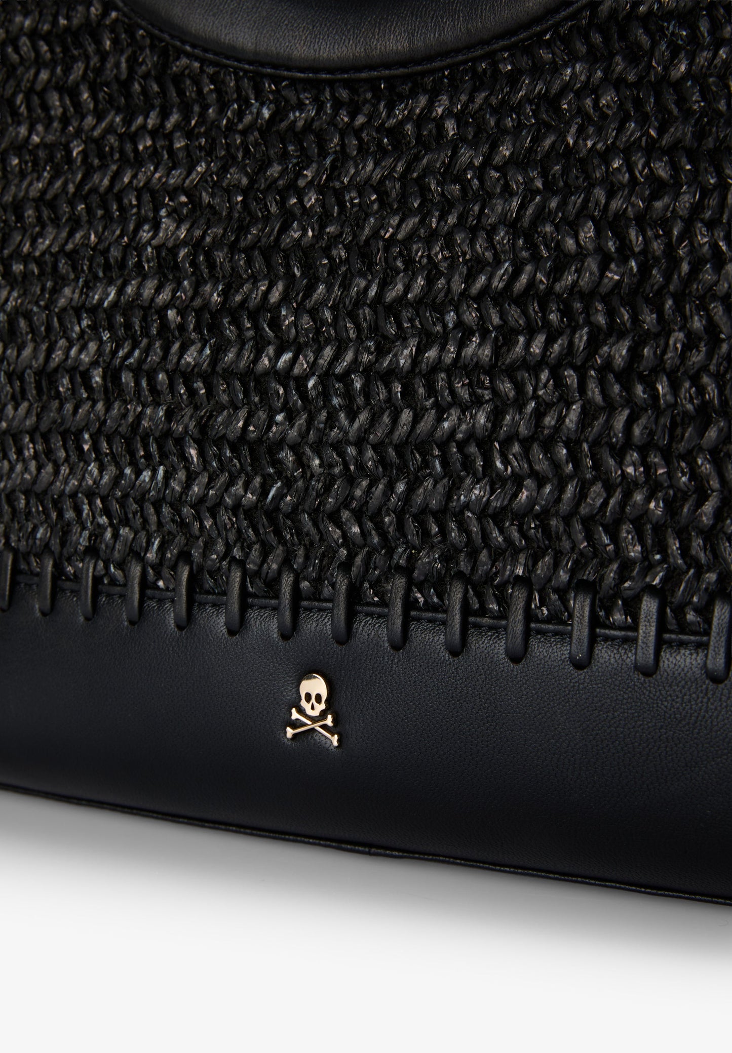 TEXTURED HANDBAG