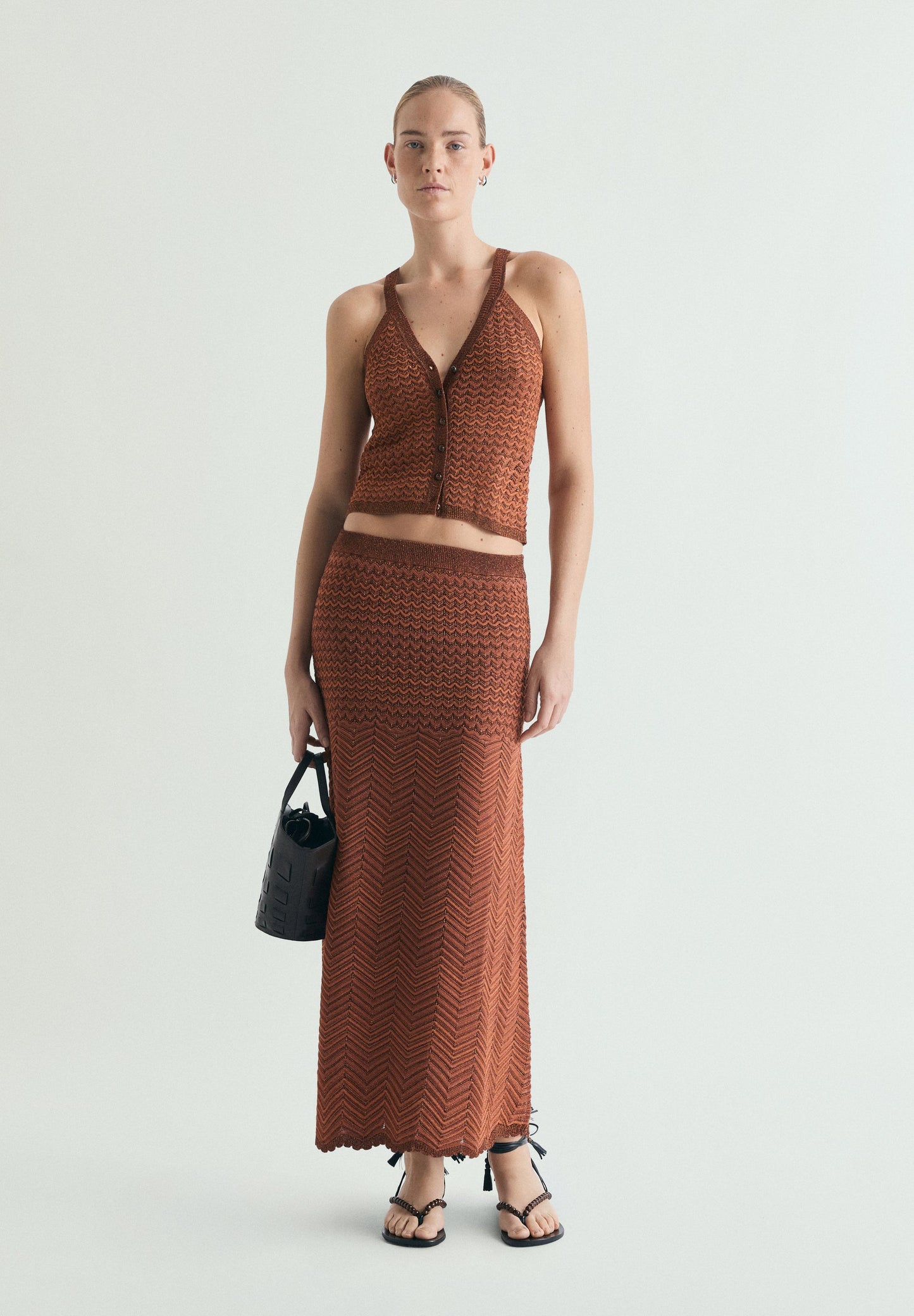 KNIT SKIRT WITH METALLIC THREAD