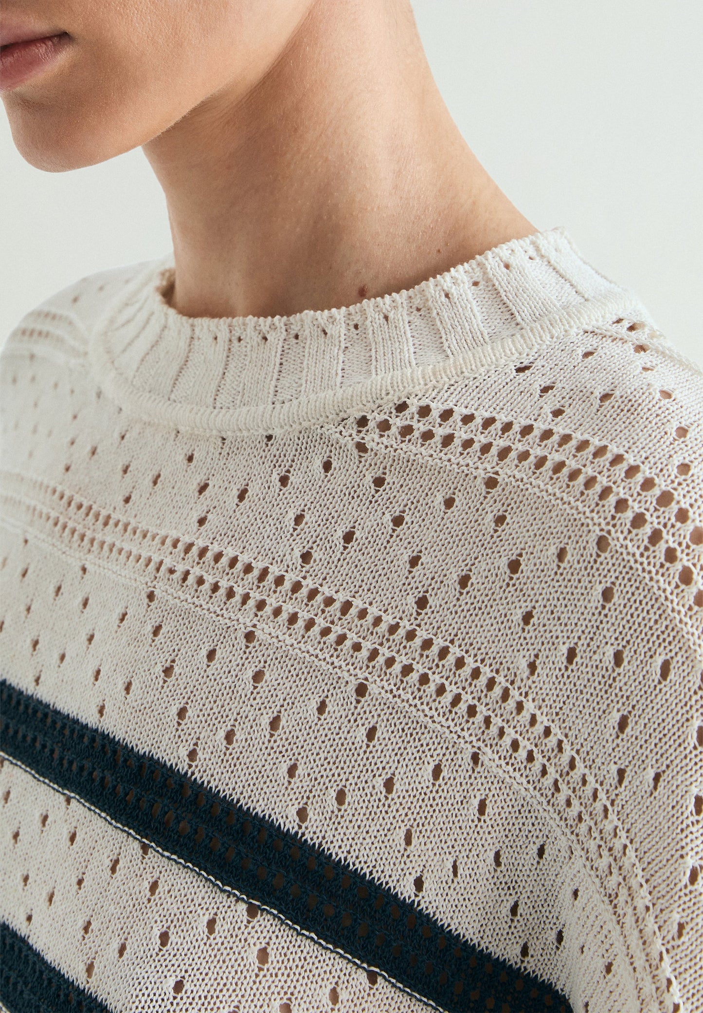 STRIPED KNIT SWEATER