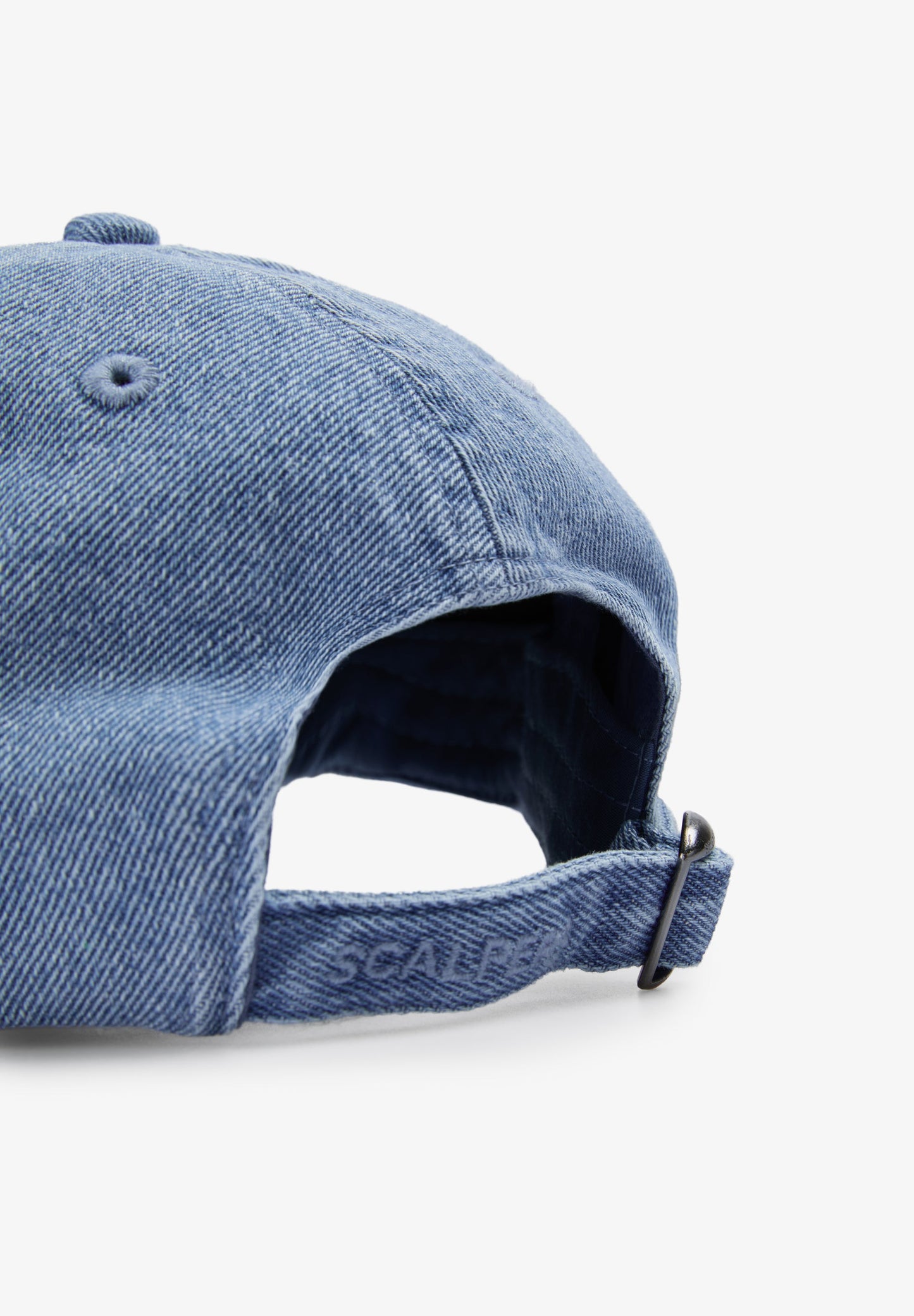 MATCHING CAP WITH SKULL