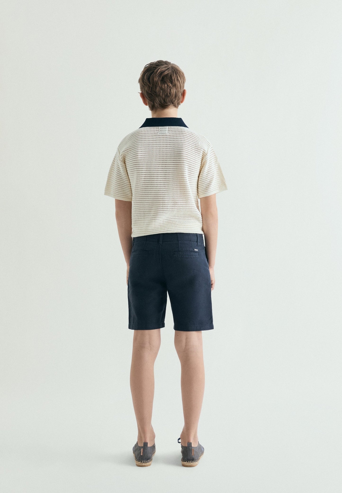 REGULAR FIT LINEN BERMUDA SHORTS