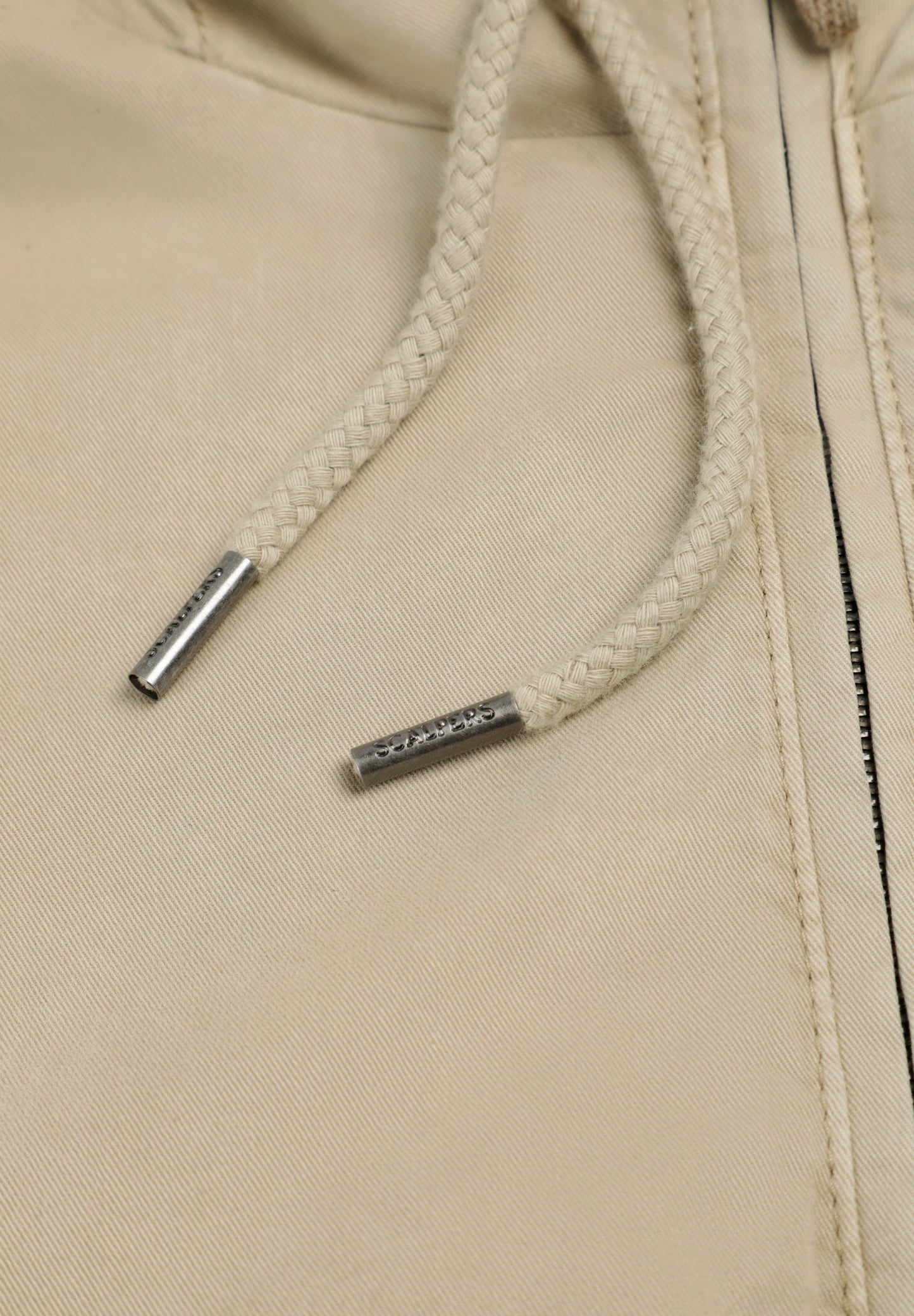 HOODED JACKET WITH MATCHING SKULL