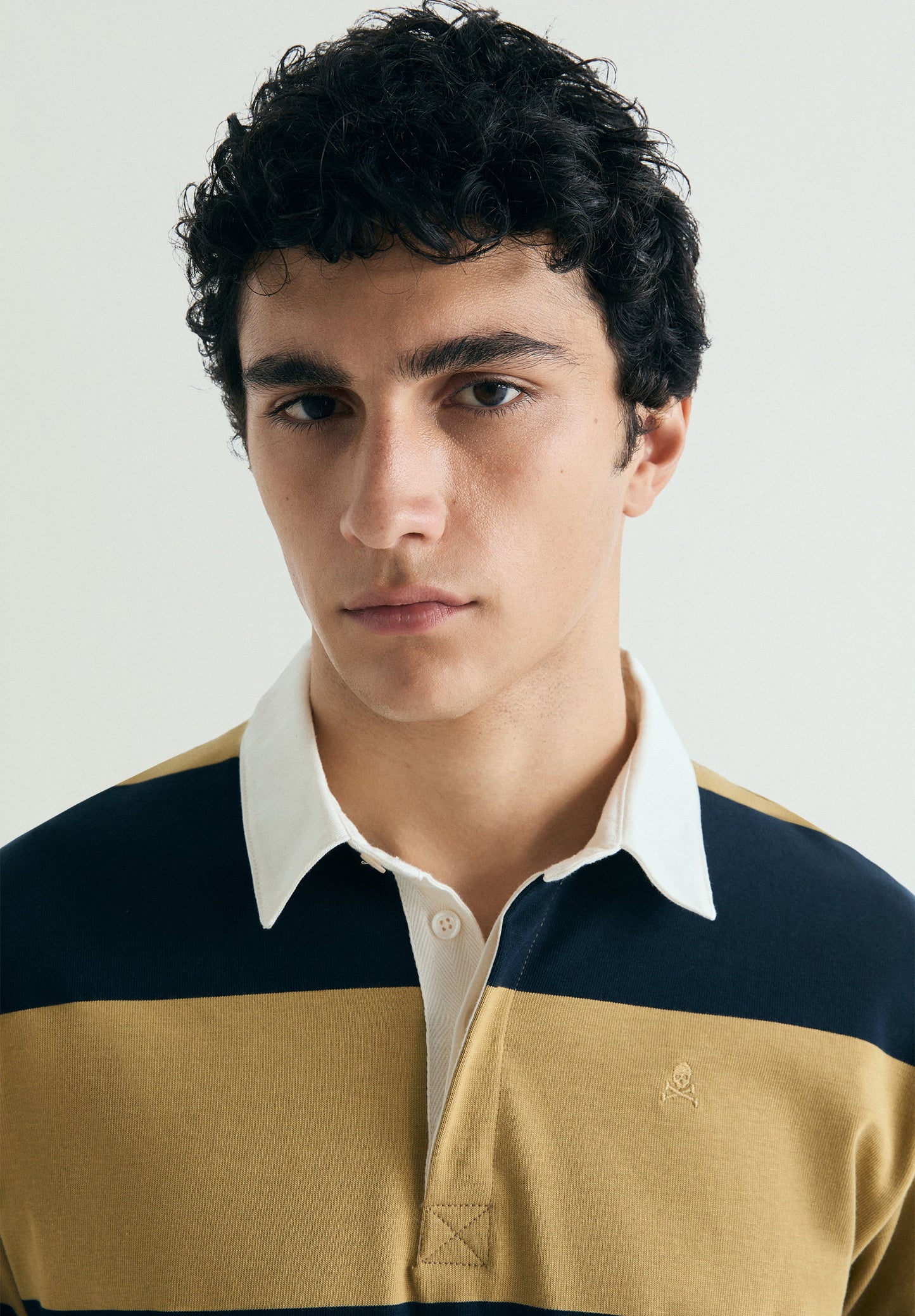 CONTRAST STRIPED POLO SHIRT