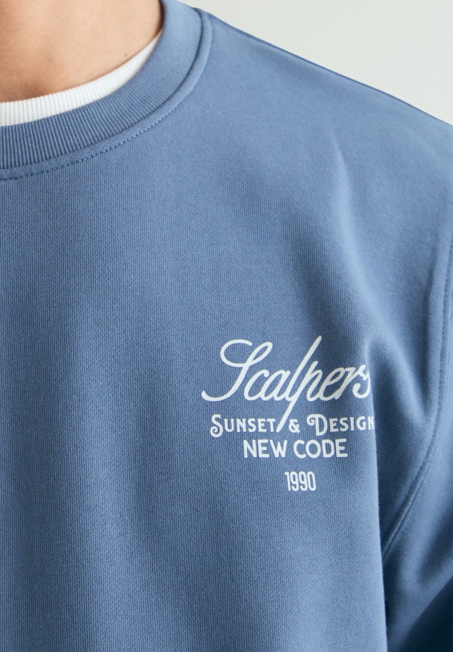 FADED PRINT SWEATSHIRT