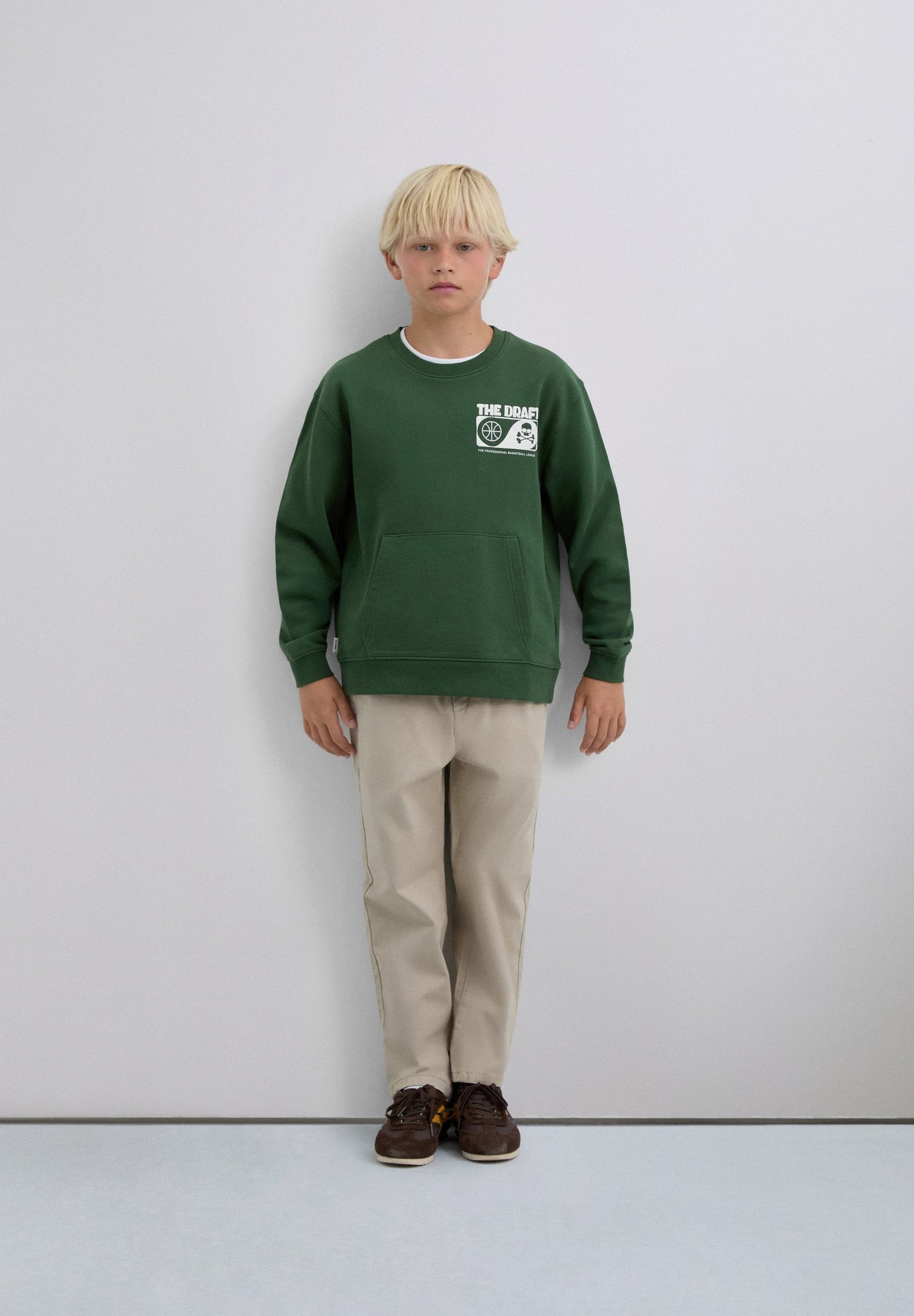 SWEATSHIRT WITH CONTRAST PRINT