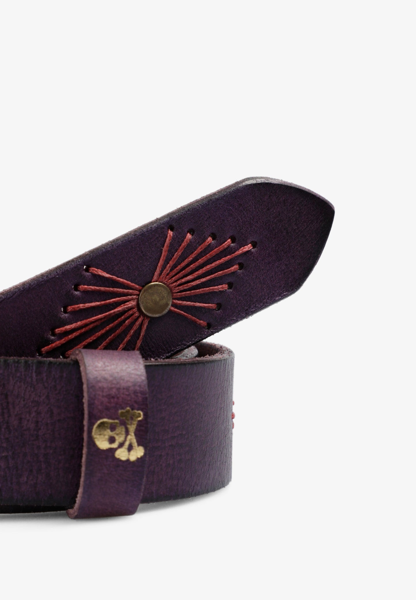 LEATHER BELT WITH STITCHING