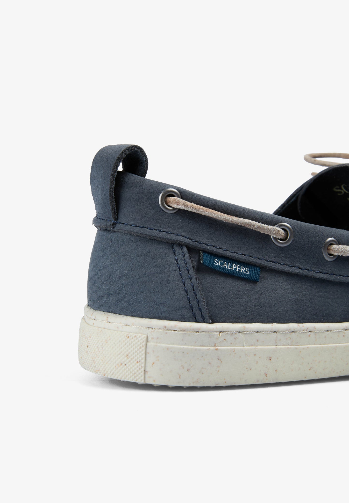 100% RECYCLED LEATHER BOAT SHOES