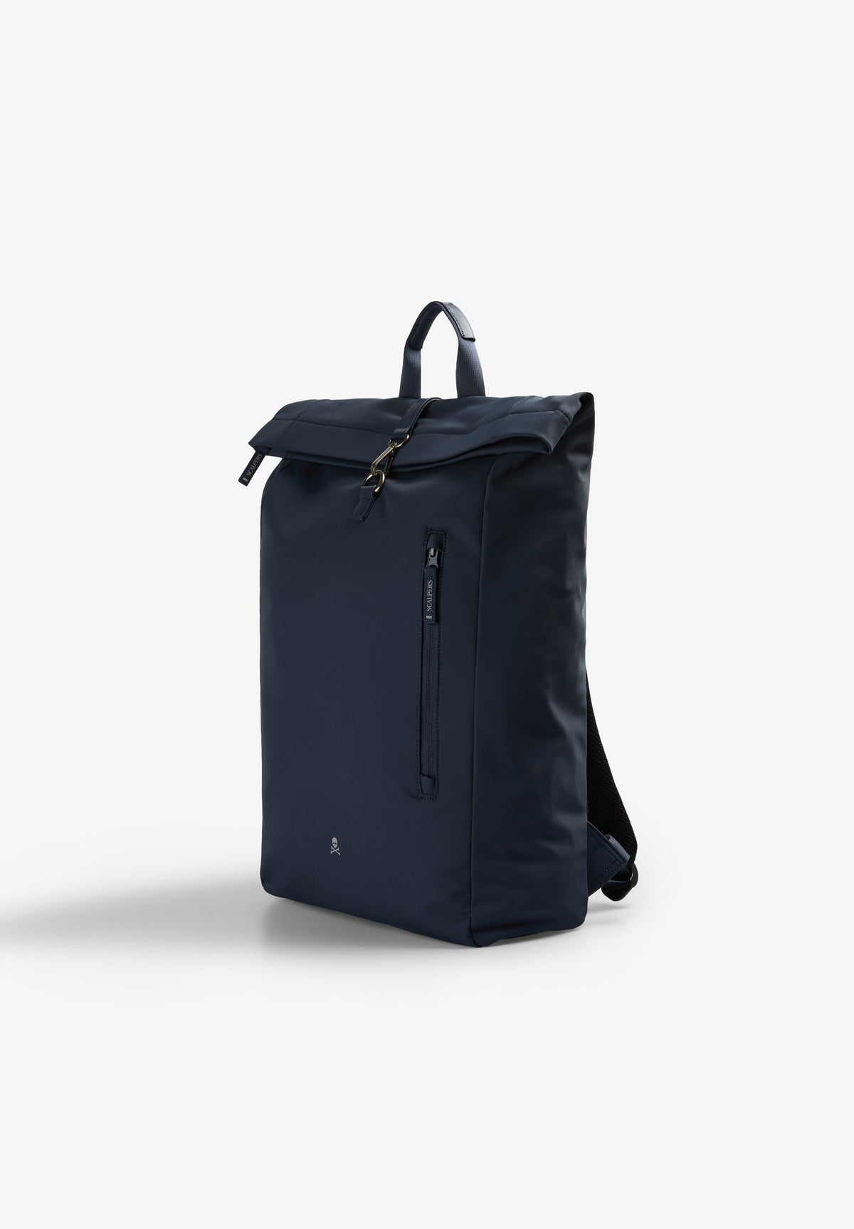 BACKPACK WITH FLAP CLOSURE