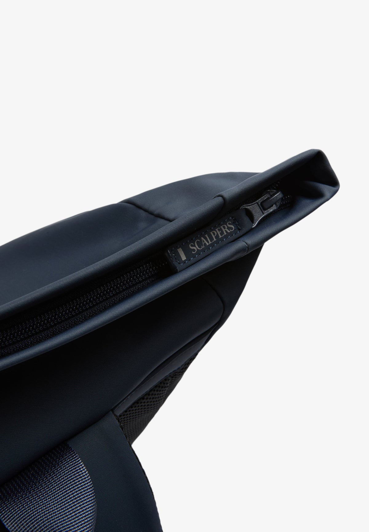 BACKPACK WITH FLAP CLOSURE