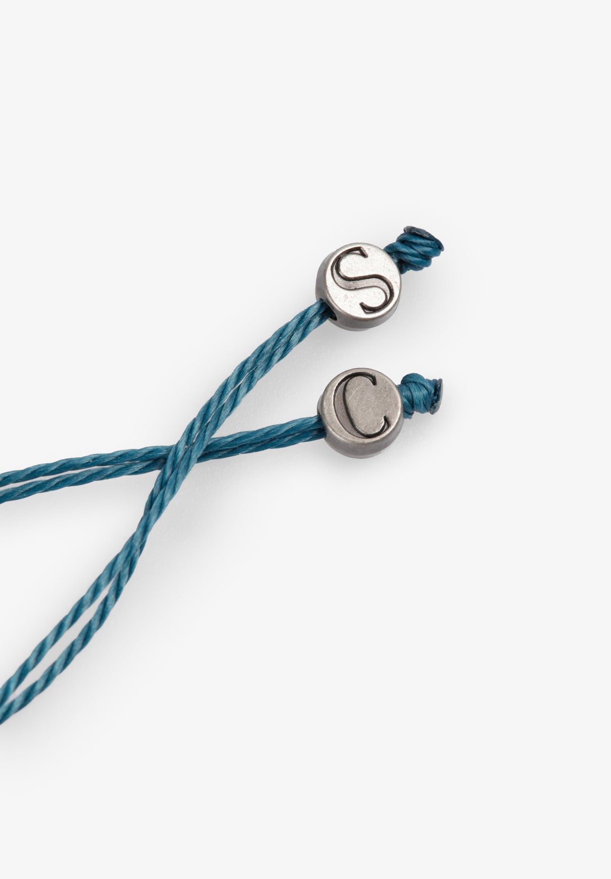 ADJUSTABLE BRAIDED BRACELET