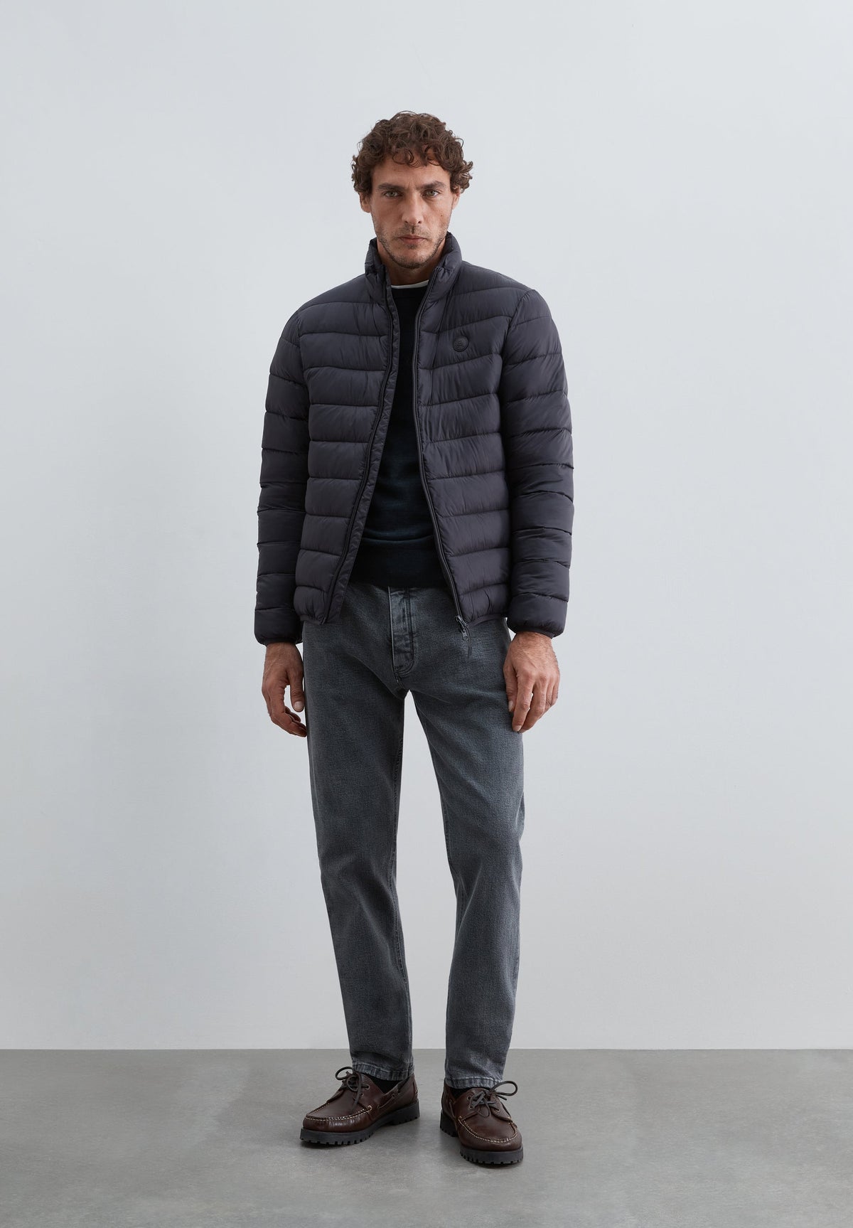 LIGHTWEIGHT PUFFER JACKET