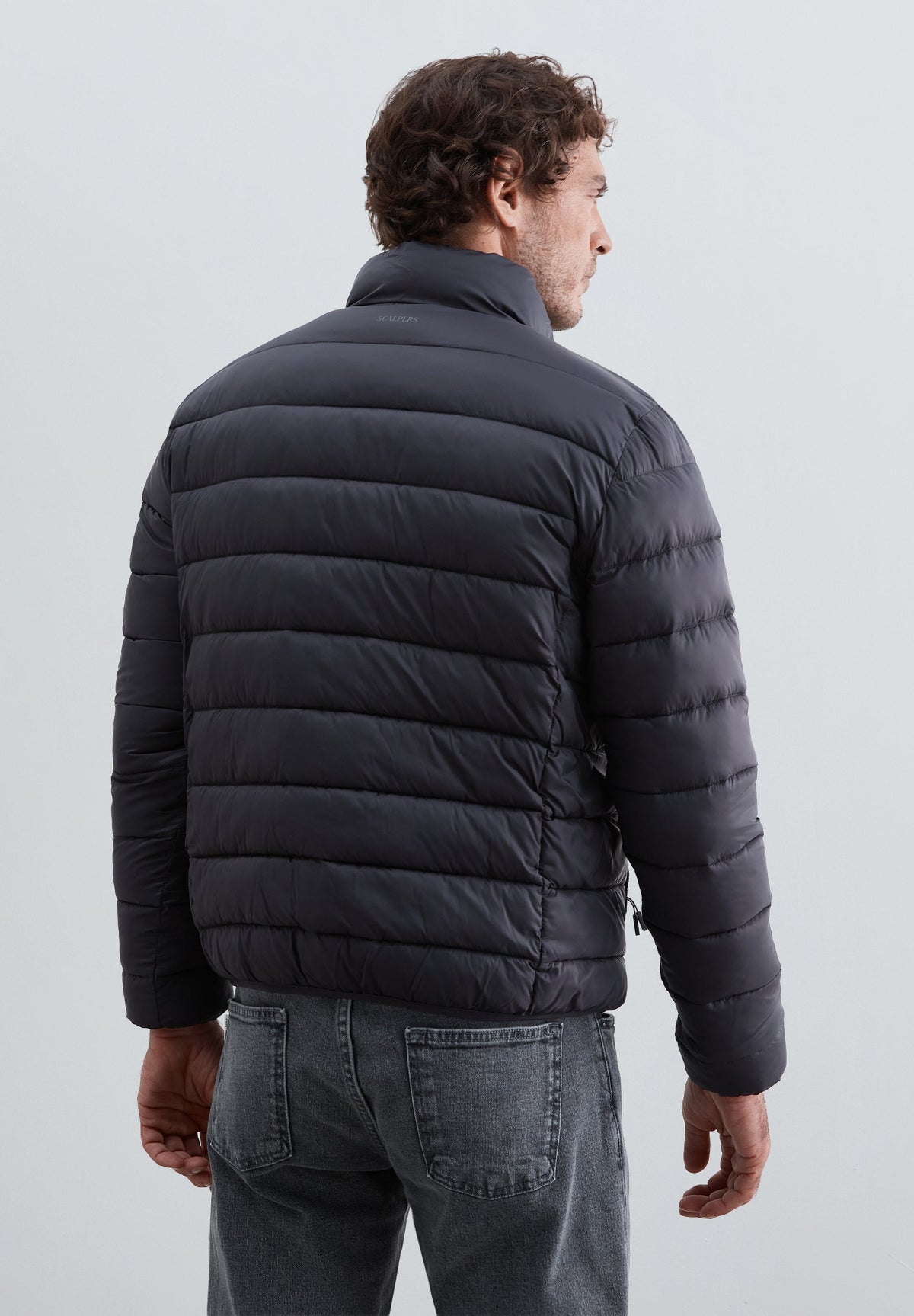 LIGHTWEIGHT PUFFER JACKET
