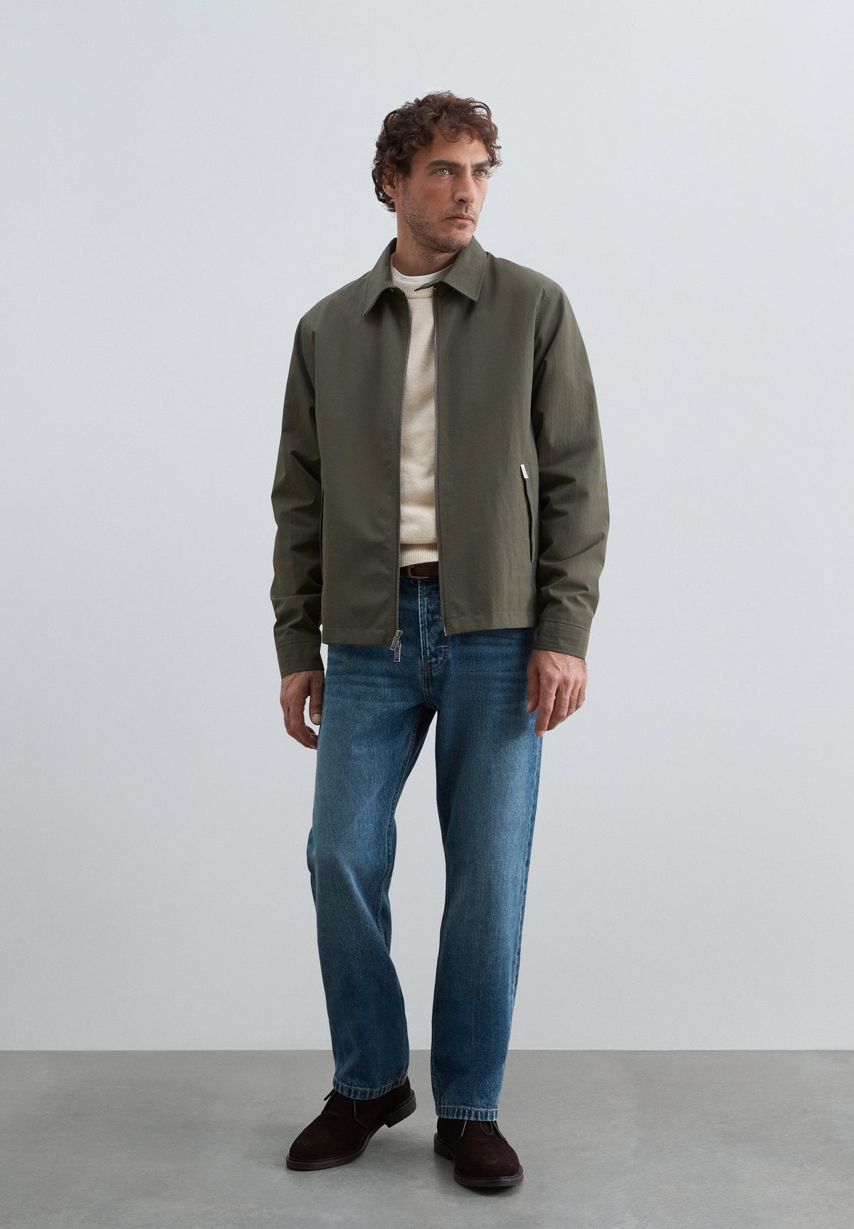 JACKET WITH INNER DETAILS