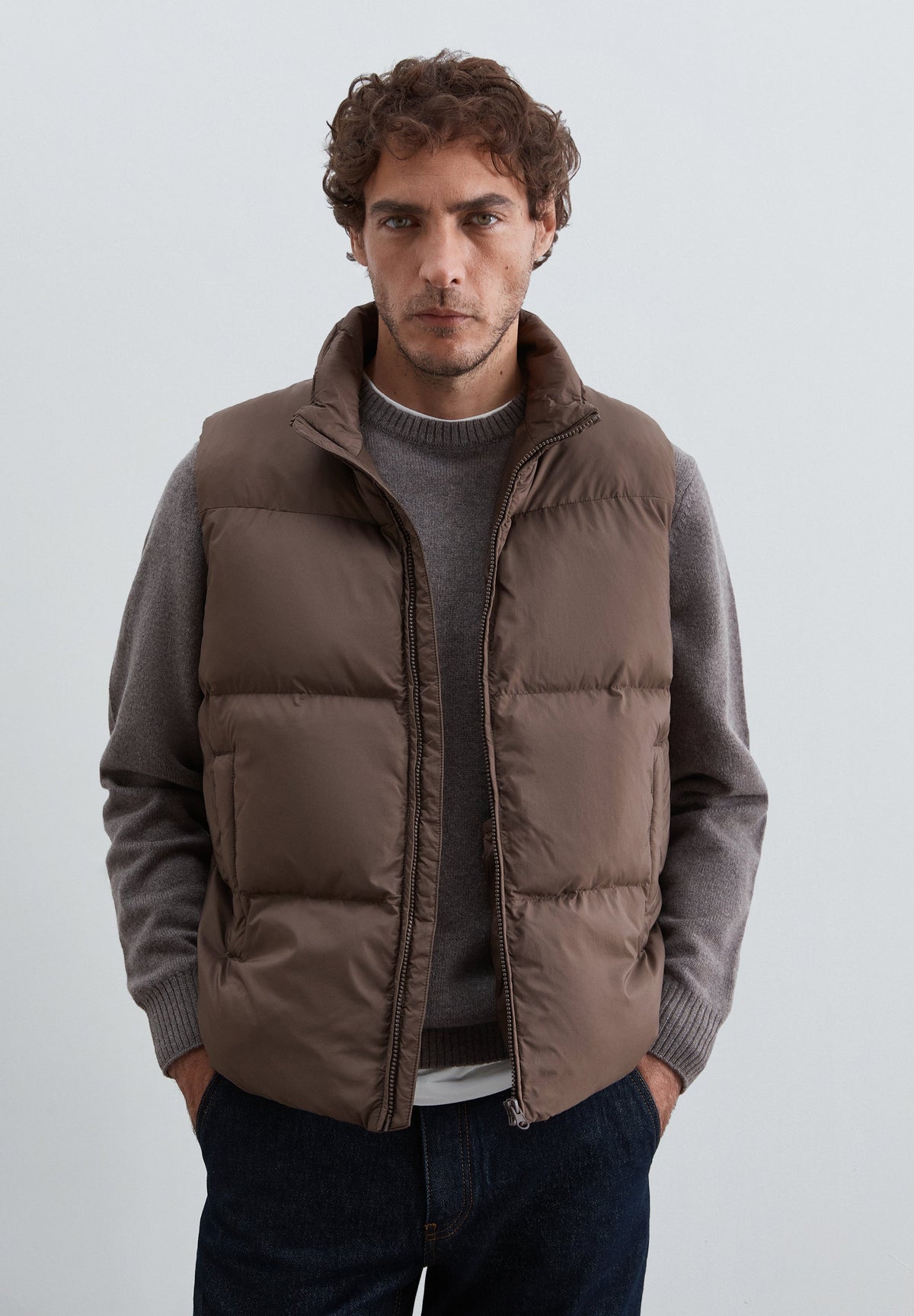 PUFFER VEST WITH POCKETS