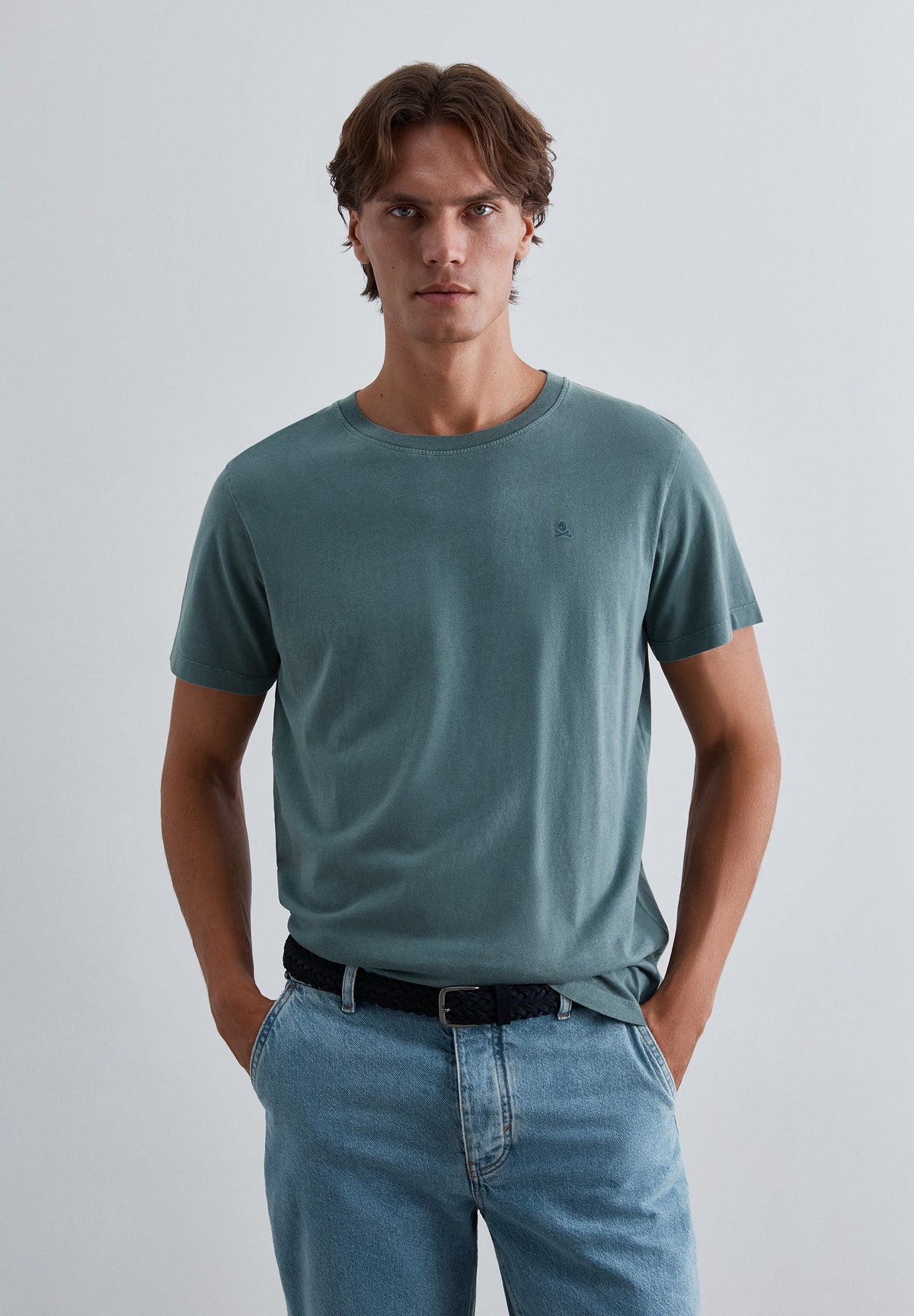 T-SHIRT WITH TONAL EMBROIDERED SKULL