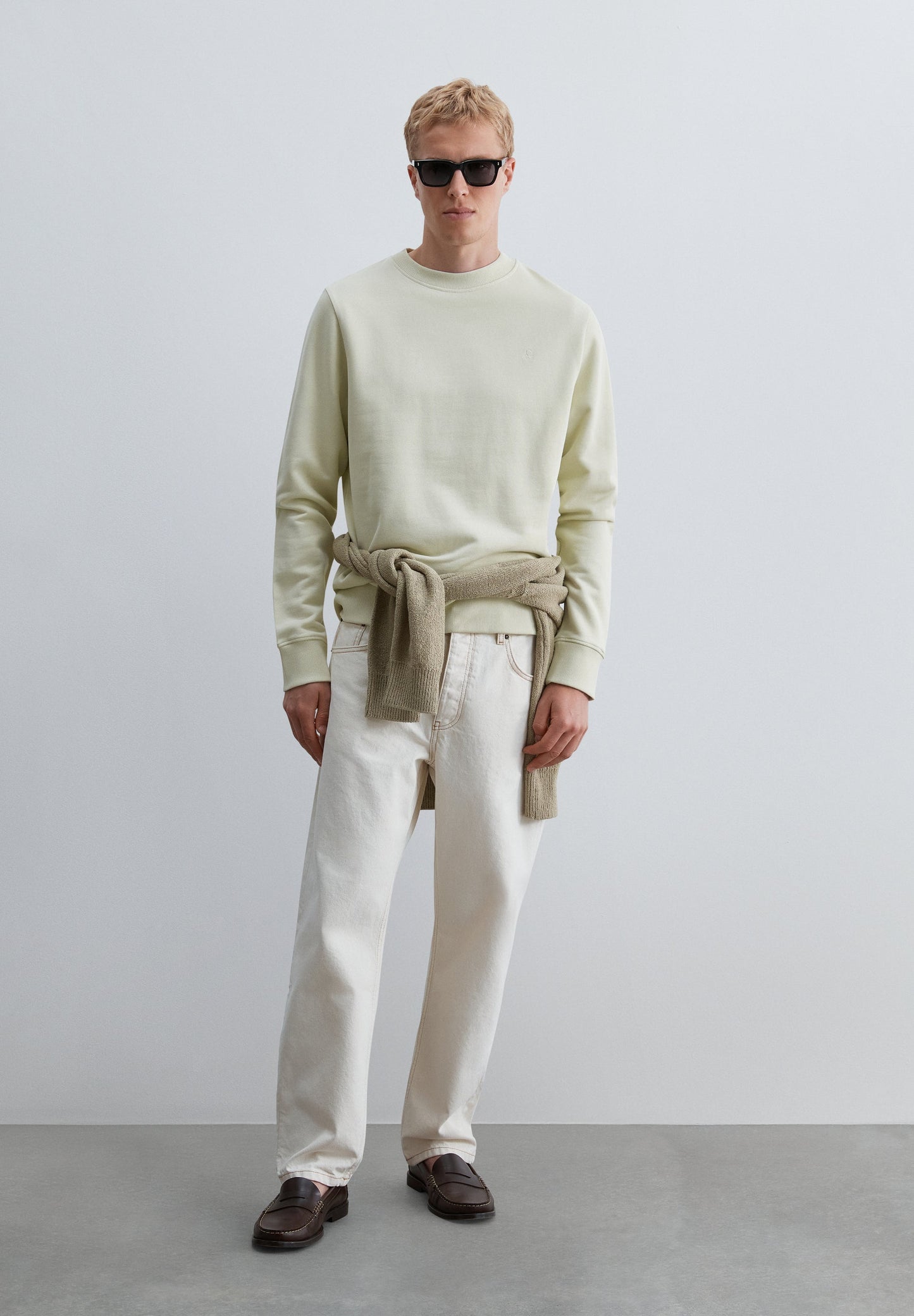 CREWNECK SWEATSHIRT WITH TONAL EMBROIDERY