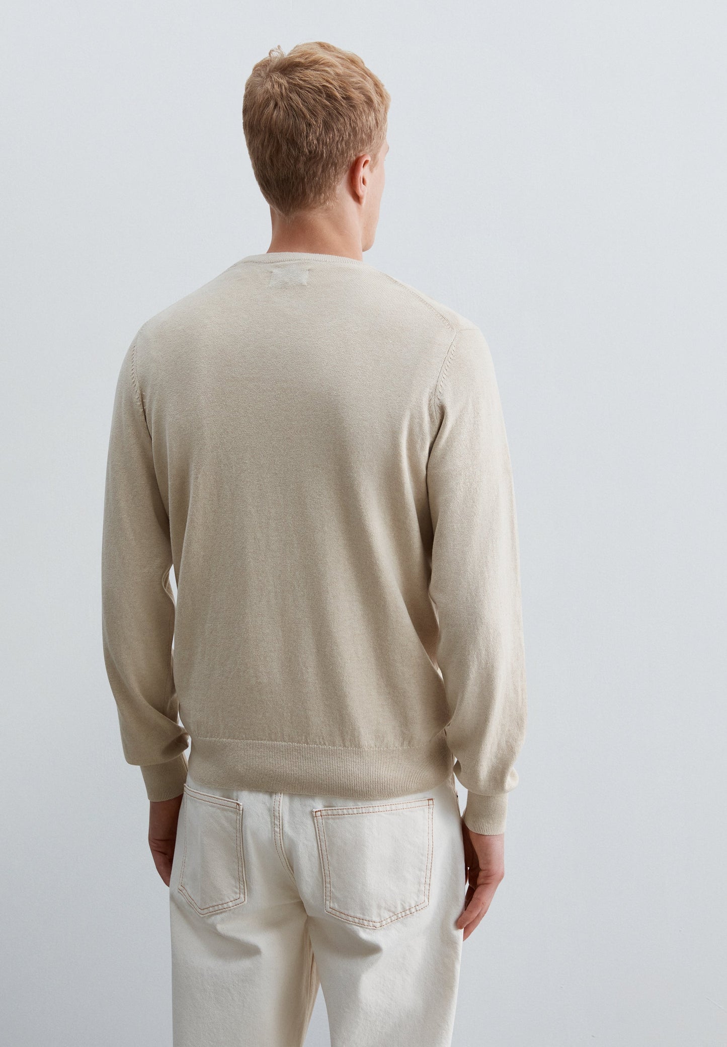 KNIT ROUND NECK SWEATER