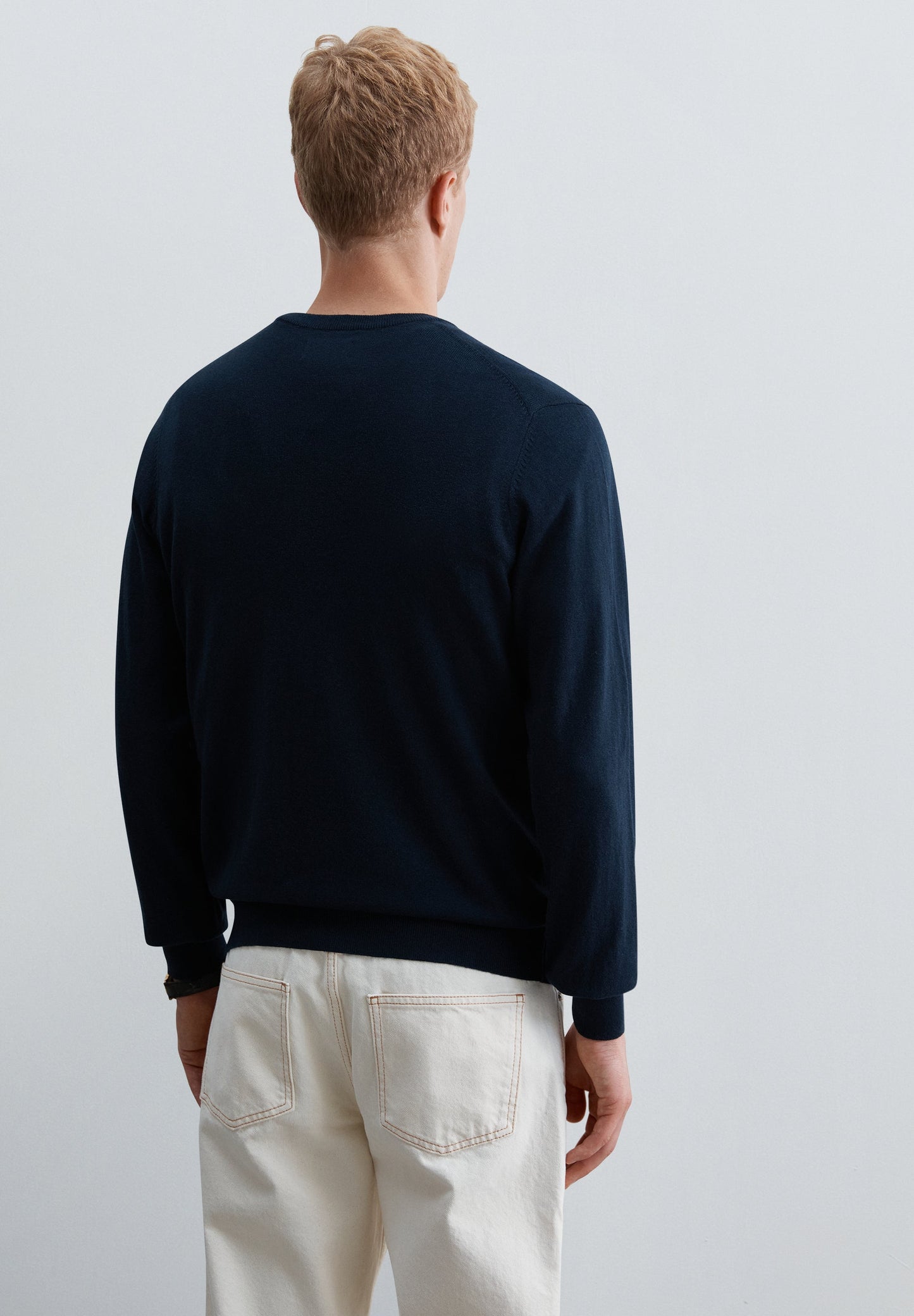 KNIT ROUND NECK SWEATER