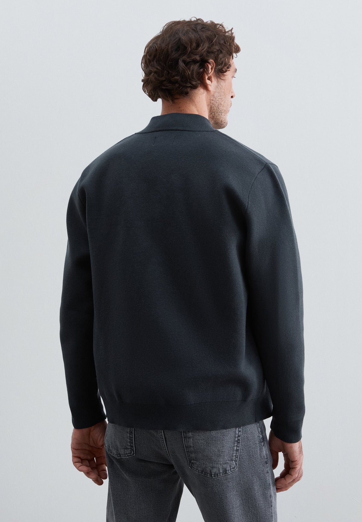 CARDIGAN WITH SIDE POCKETS