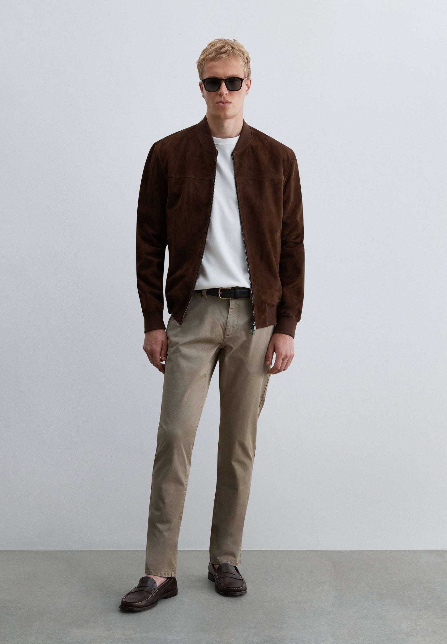 REGULAR FIT CHINO TROUSERS