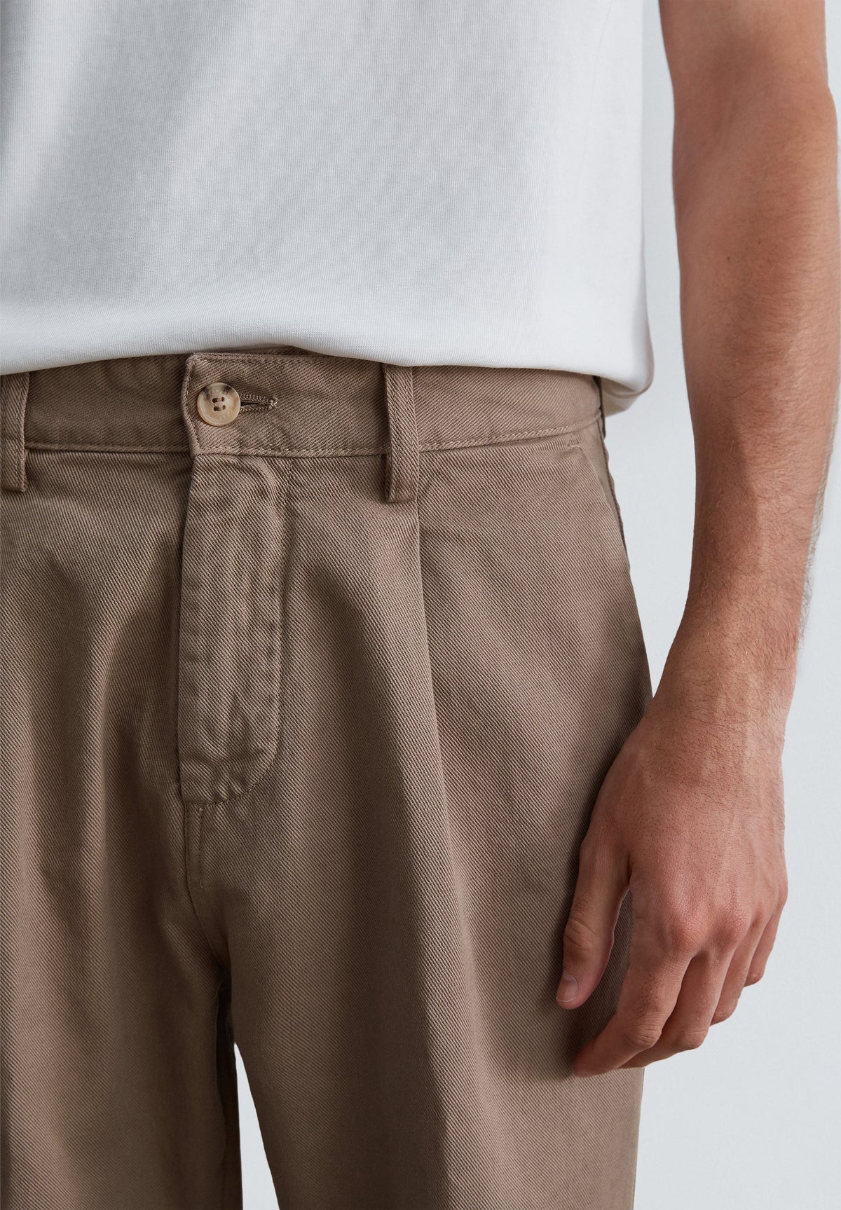 LOOSE FIT CHINO TROUSERS