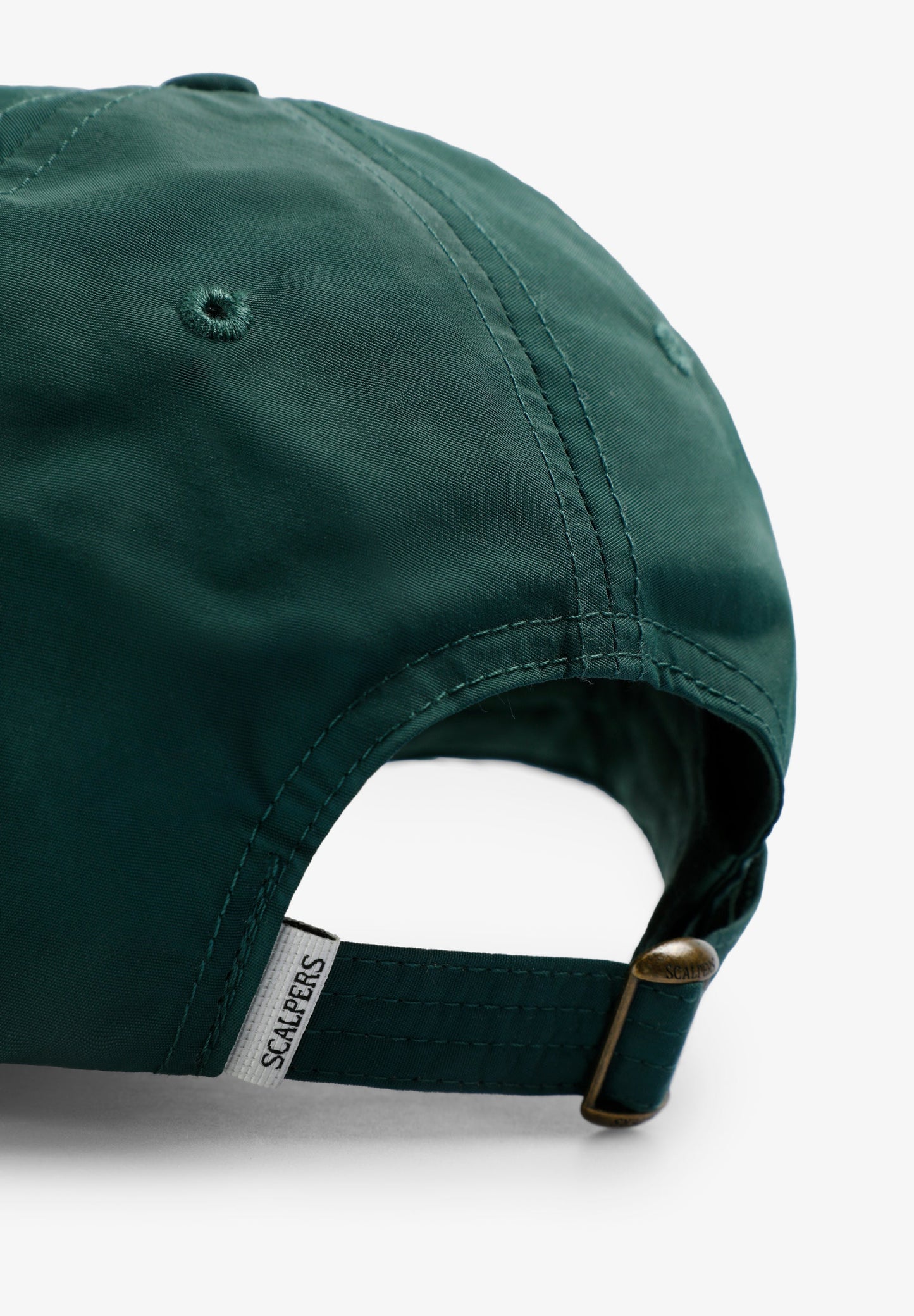 EMBROIDERED SKULL CAP