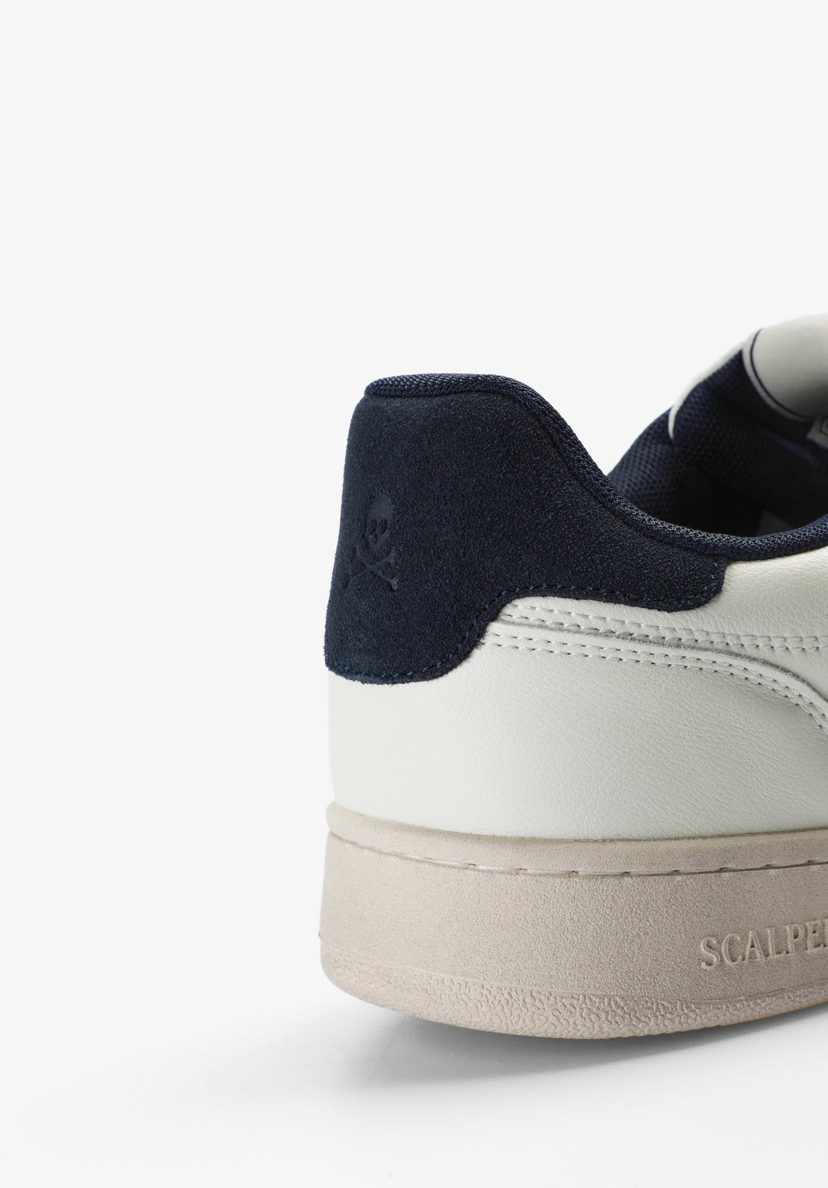SNEAKERS WITH CONTRAST HEEL