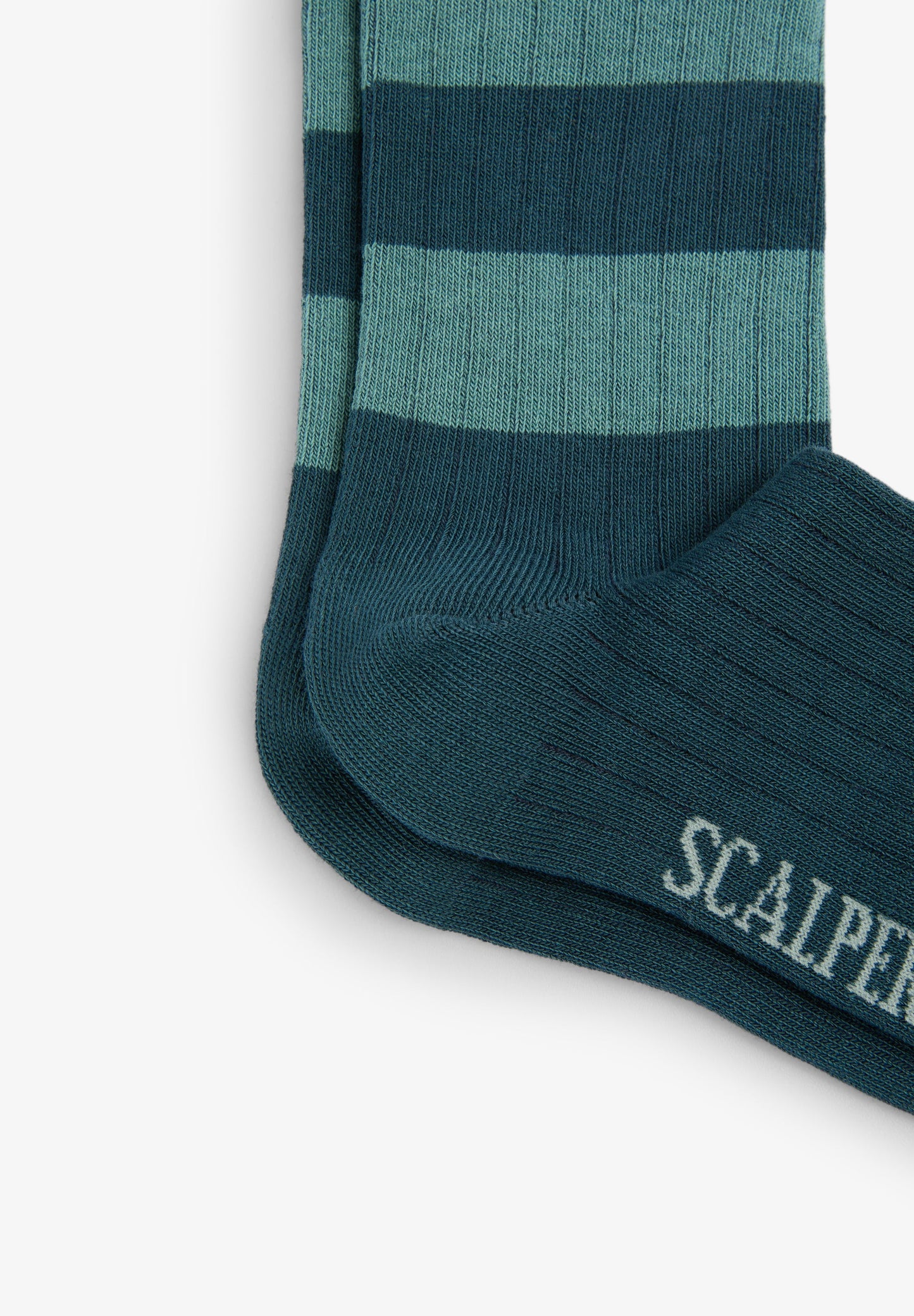 STRIPED KNEE HIGH SOCKS