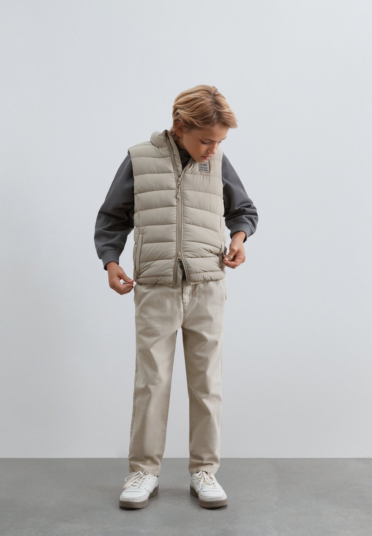 LIGHTWEIGHT PUFFER VEST