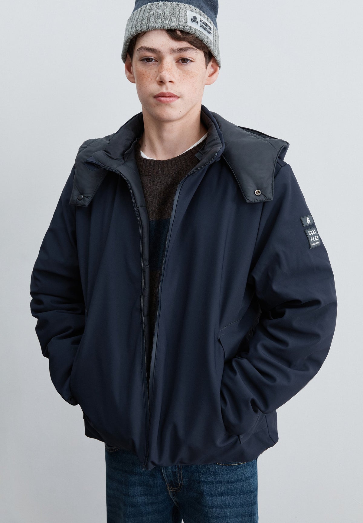 REVERSIBLE JACKET WITH HOOD