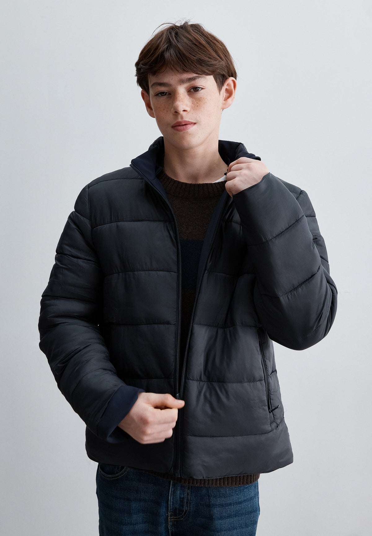 REVERSIBLE JACKET WITH HOOD