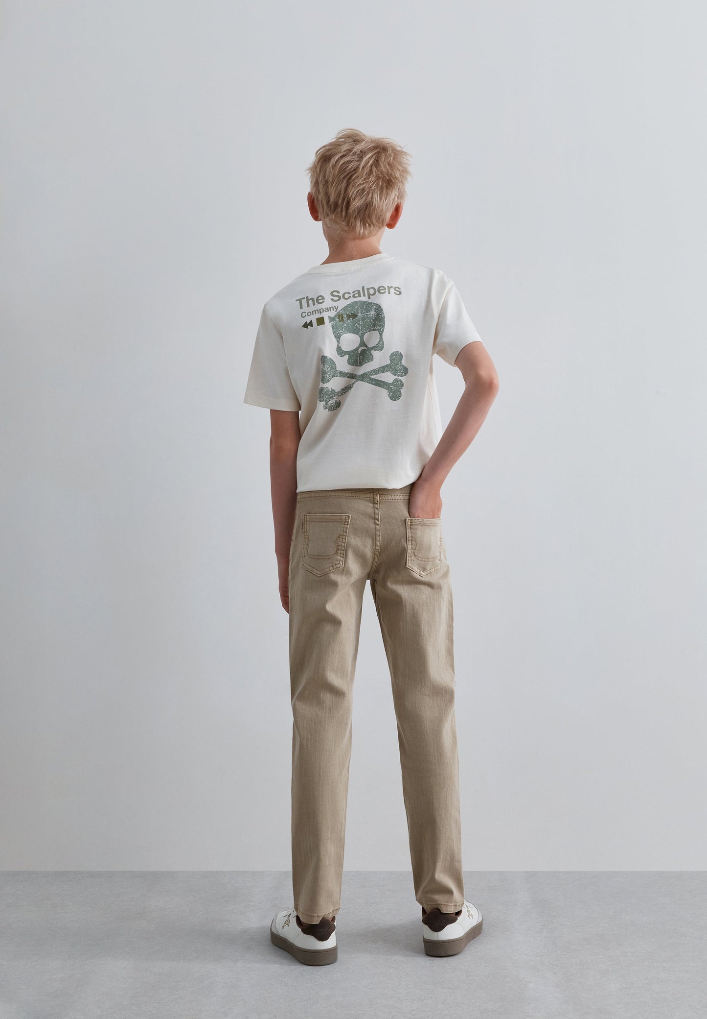 SLIM FIT JEANS