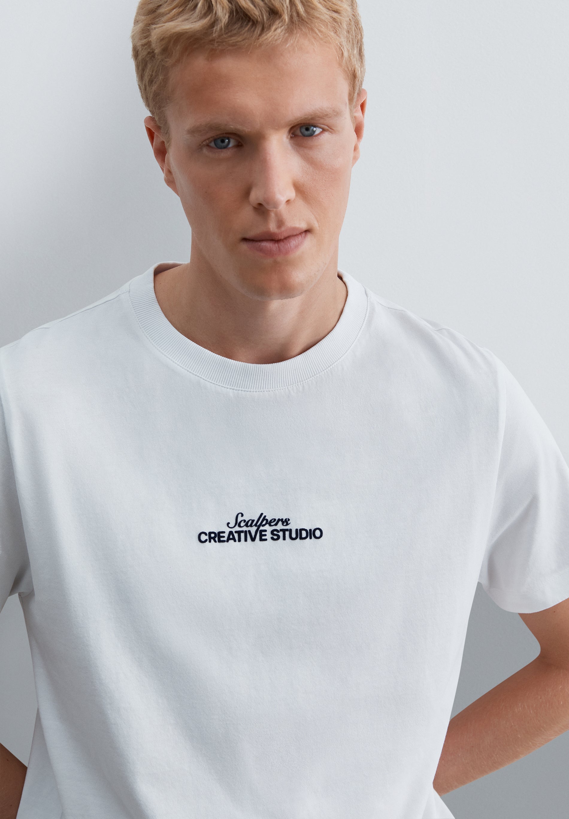REGULAR FIT PRINTED T-SHIRT