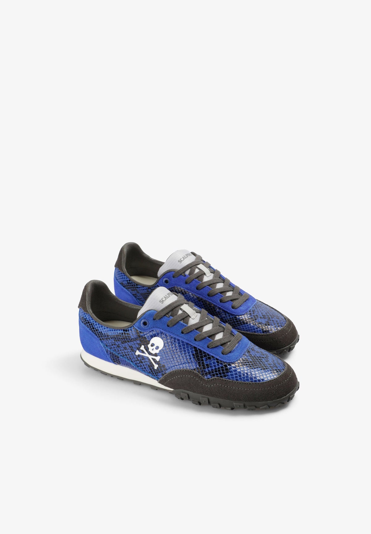 MATCHING ANIMAL-PRINT SNEAKERS