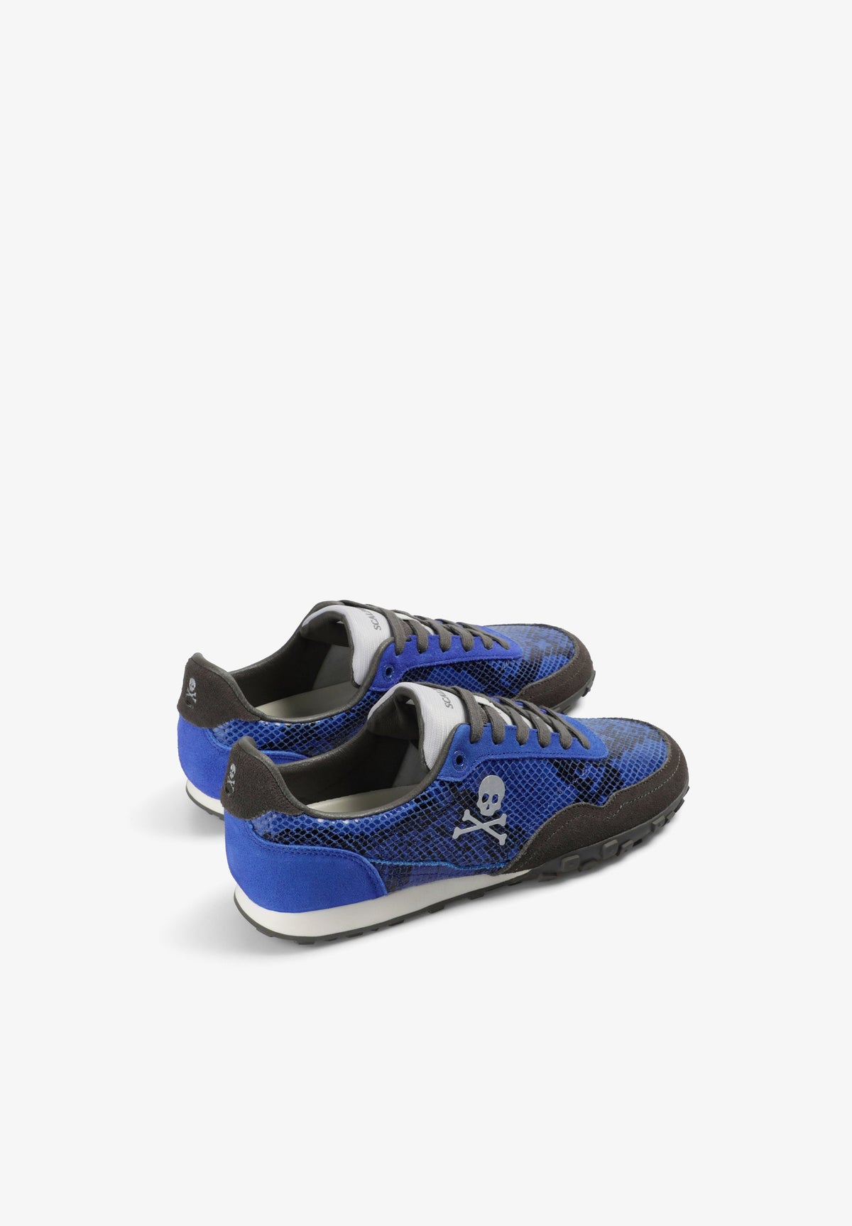 MATCHING ANIMAL-PRINT SNEAKERS