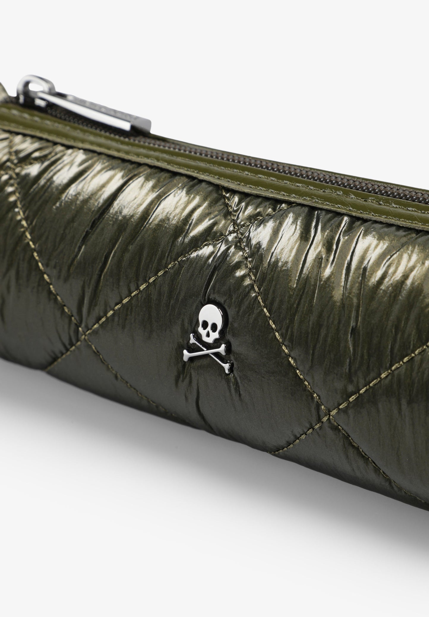 QUILTED NYLON CASE