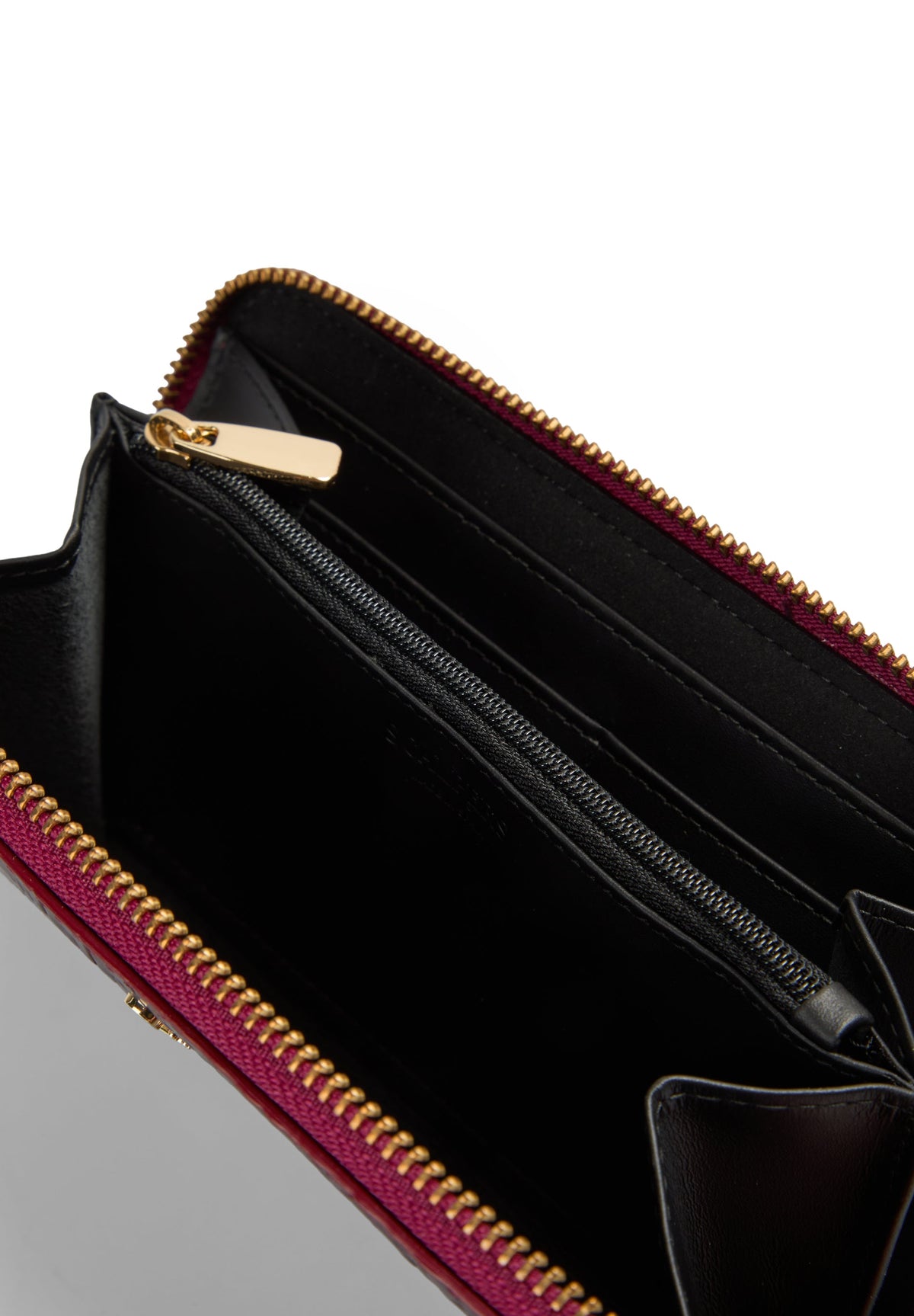 EMBOSSED LEATHER WALLET