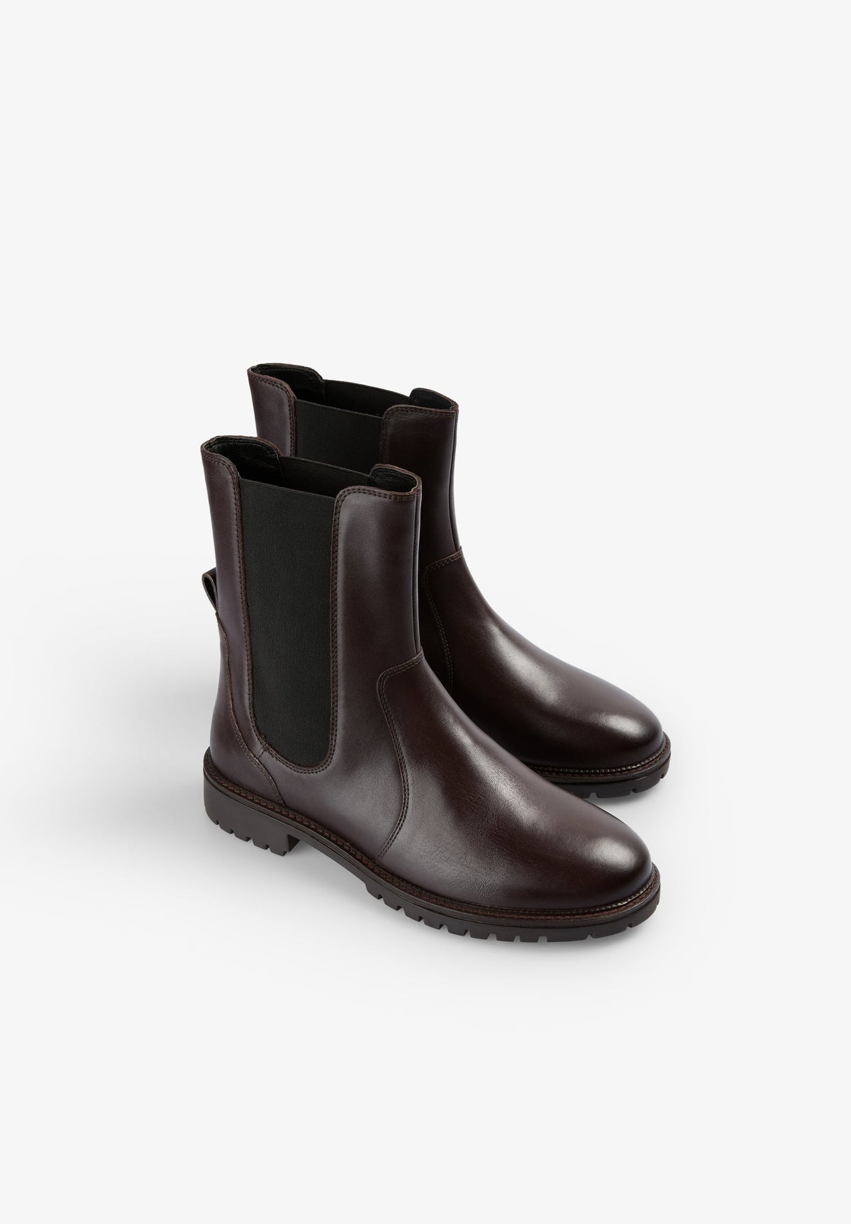 FLAT LEATHER ANKLE BOOTS