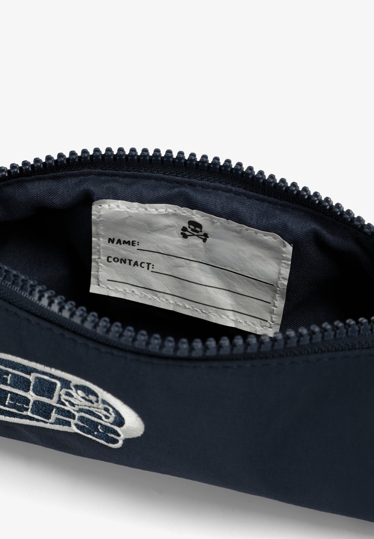 RIPSTOP CASE WITH EMBROIDERED LOGO