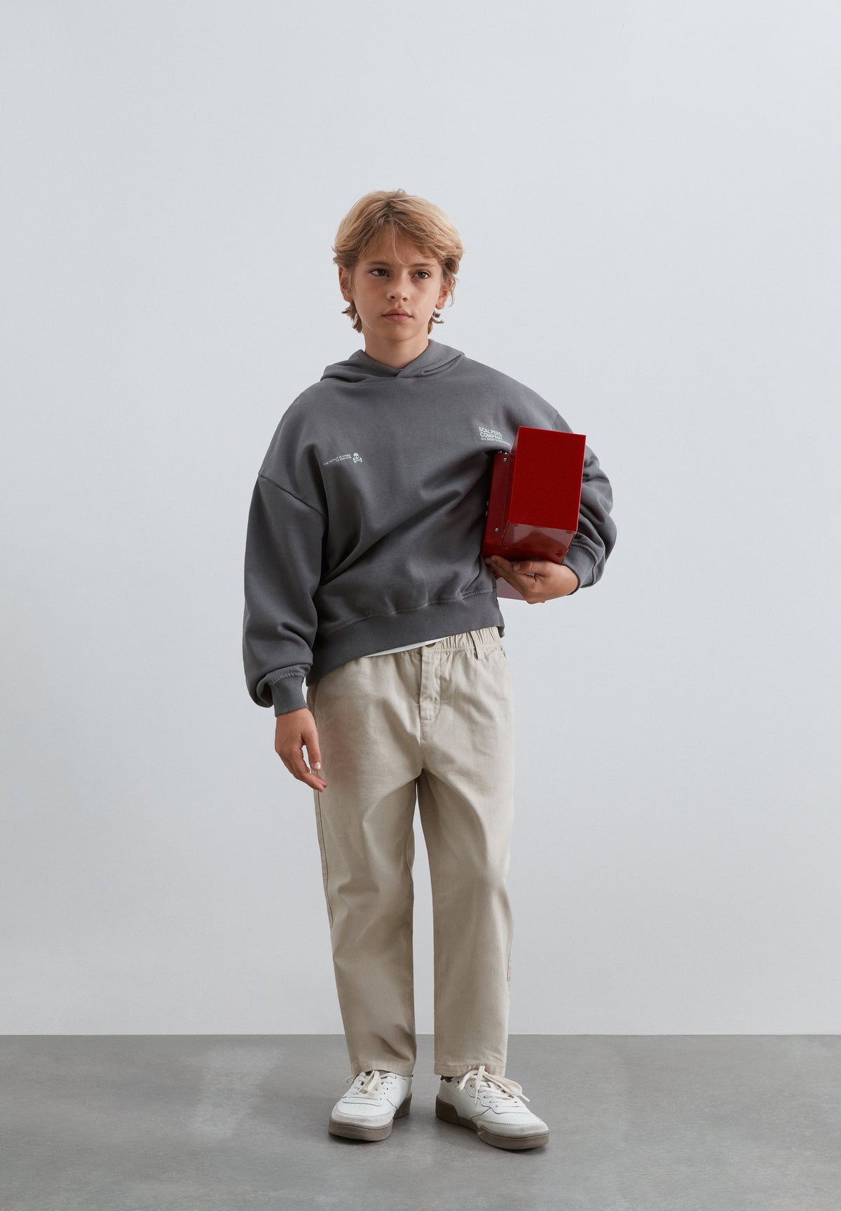 BOXY SWEATSHIRT WITH BACK LOGO