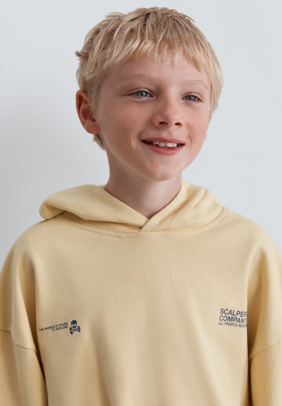 BOXY SWEATSHIRT WITH BACK LOGO