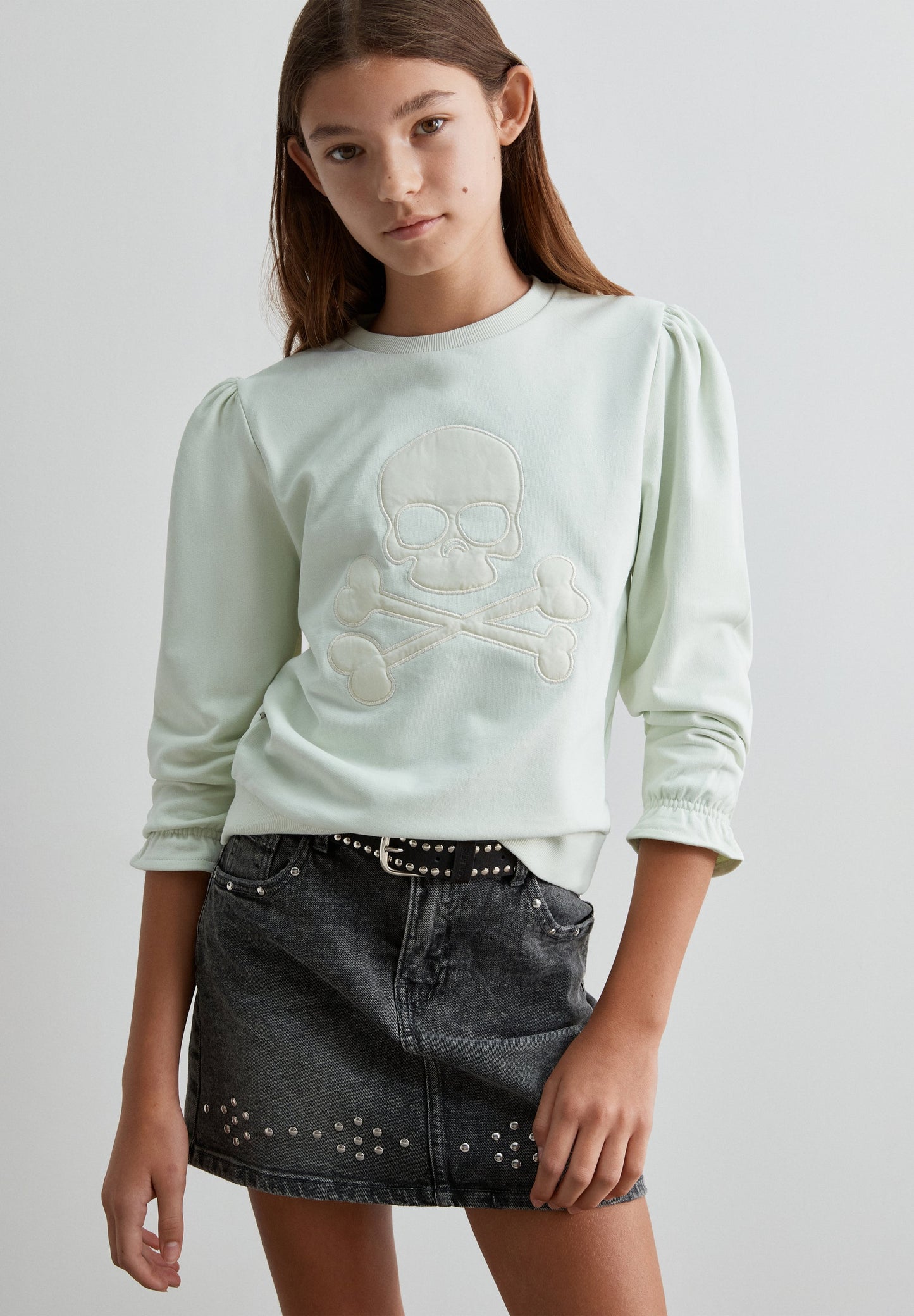 FRONT SKULL SWEATSHIRT